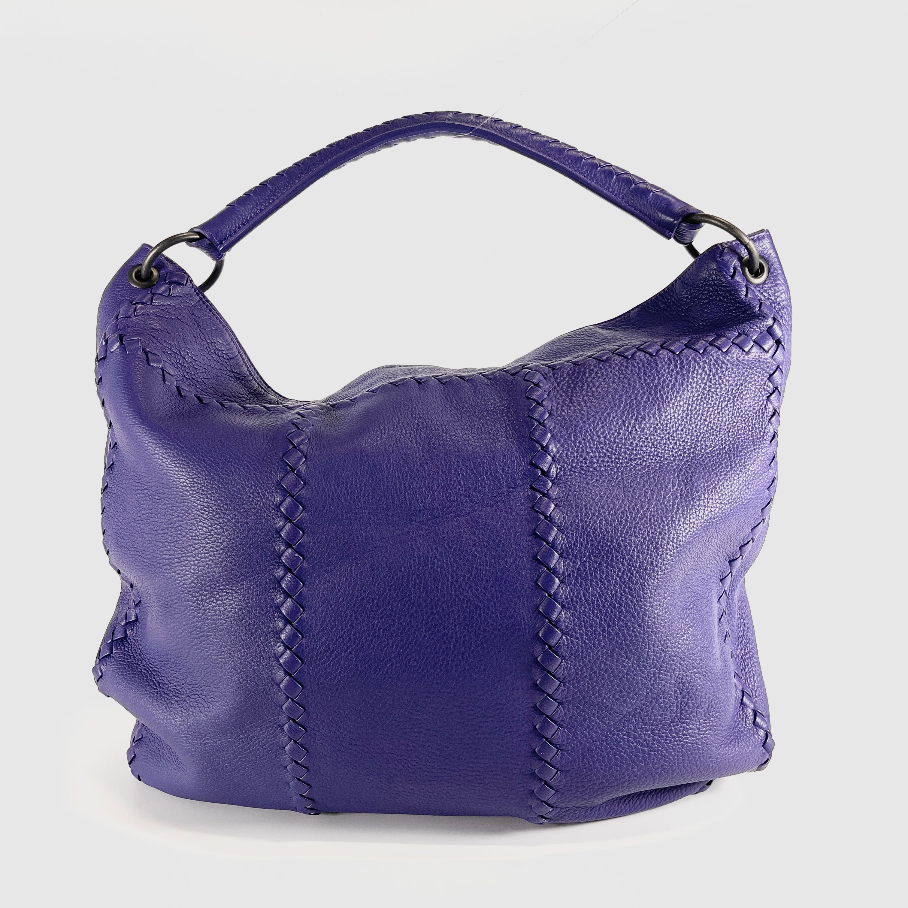 2605 secondhand BOTTEGAVENETA cicada shoulder purple