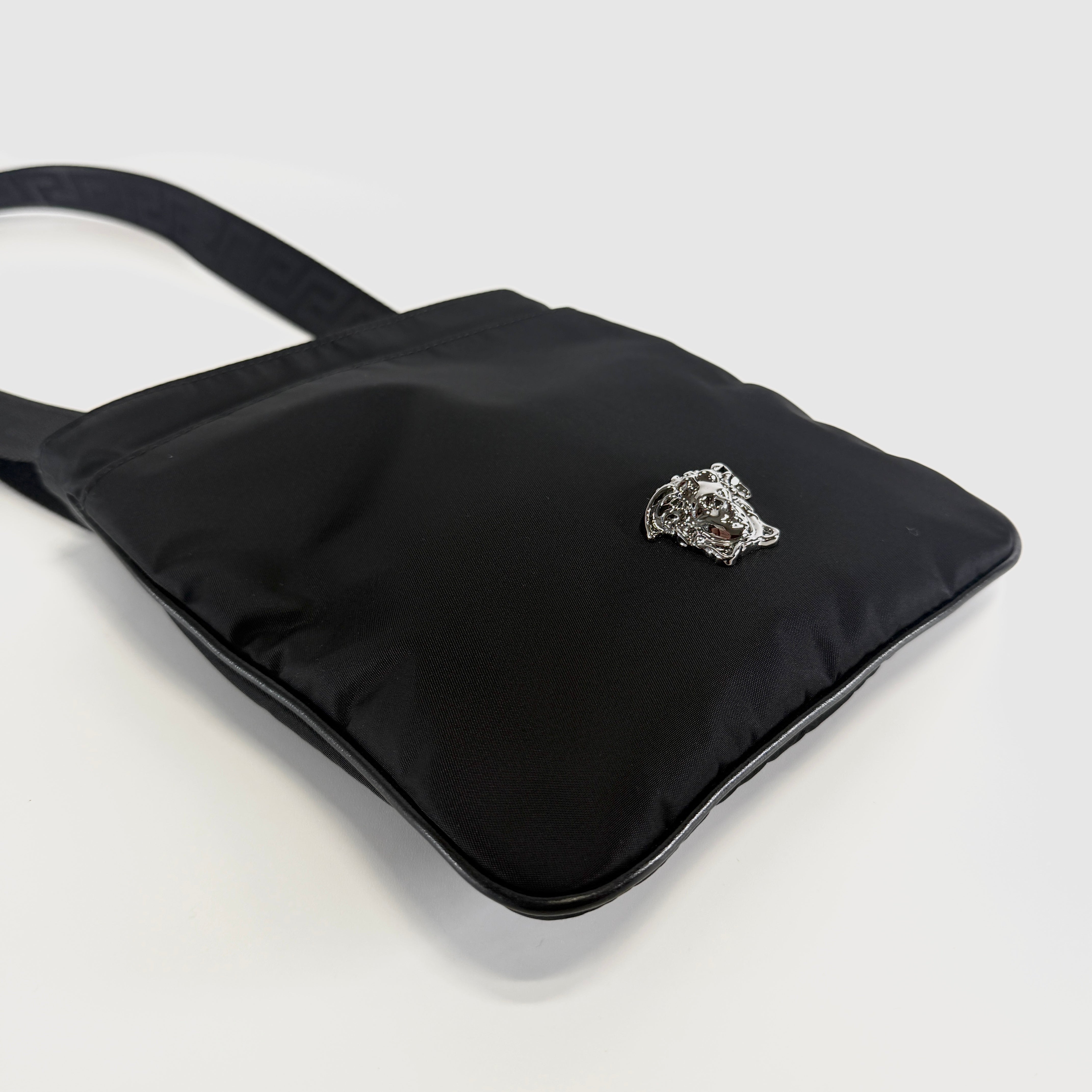 2607 secondhand VERSACE nylon shoulder black