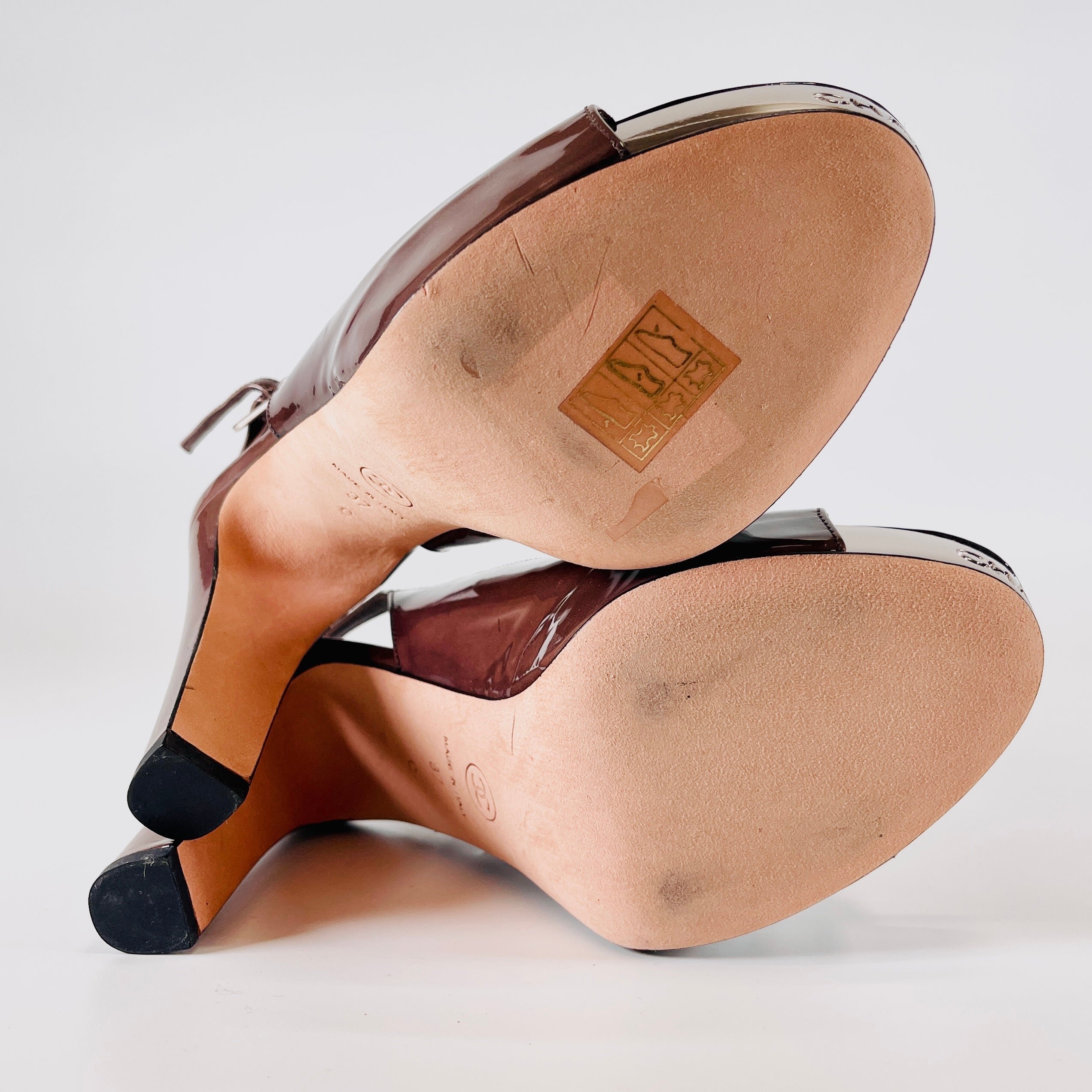 2605 secondhand CHANEL Sandals