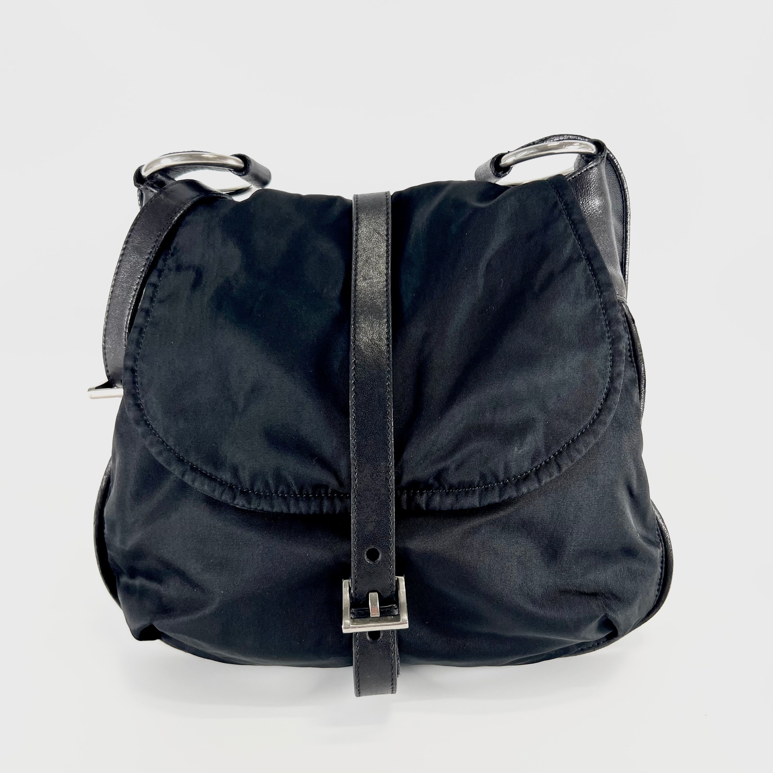 2606 secondhand PRADA nylon Shoulder bag