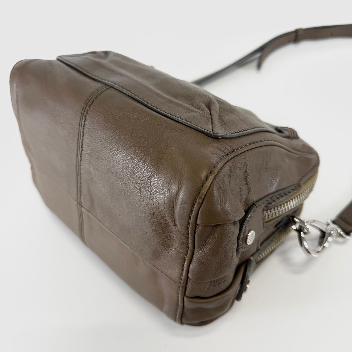 2607 secondhand TOD'STOD'S Shoulder bag