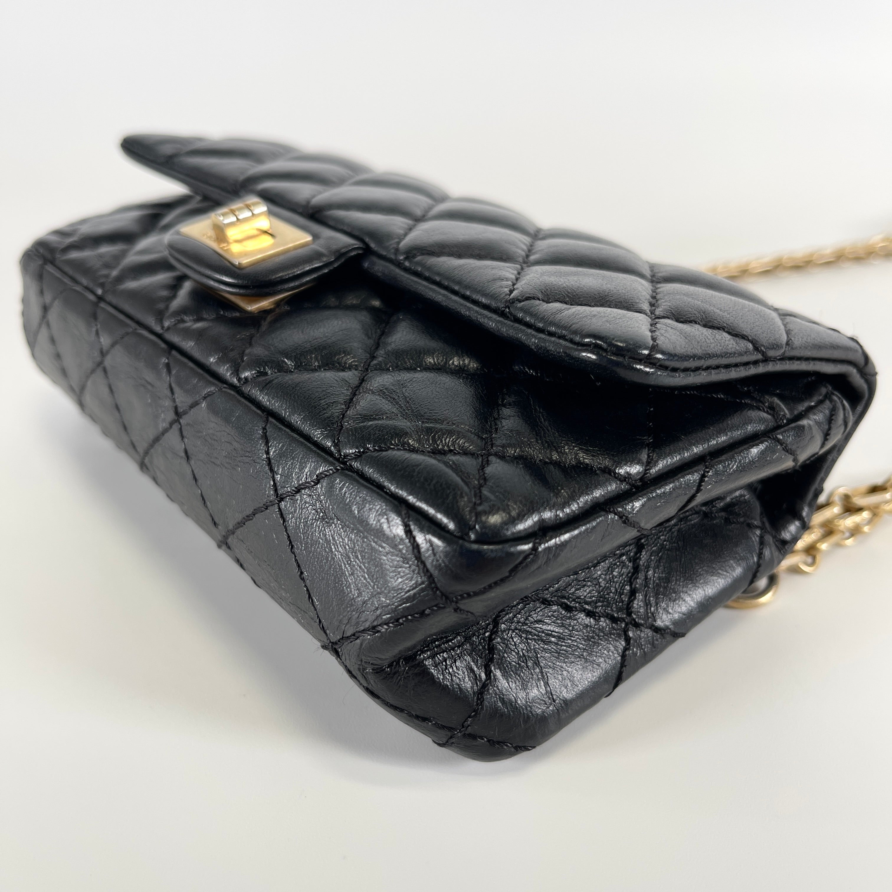 2605 secondhand CHANEL brand bag enamel chain pink