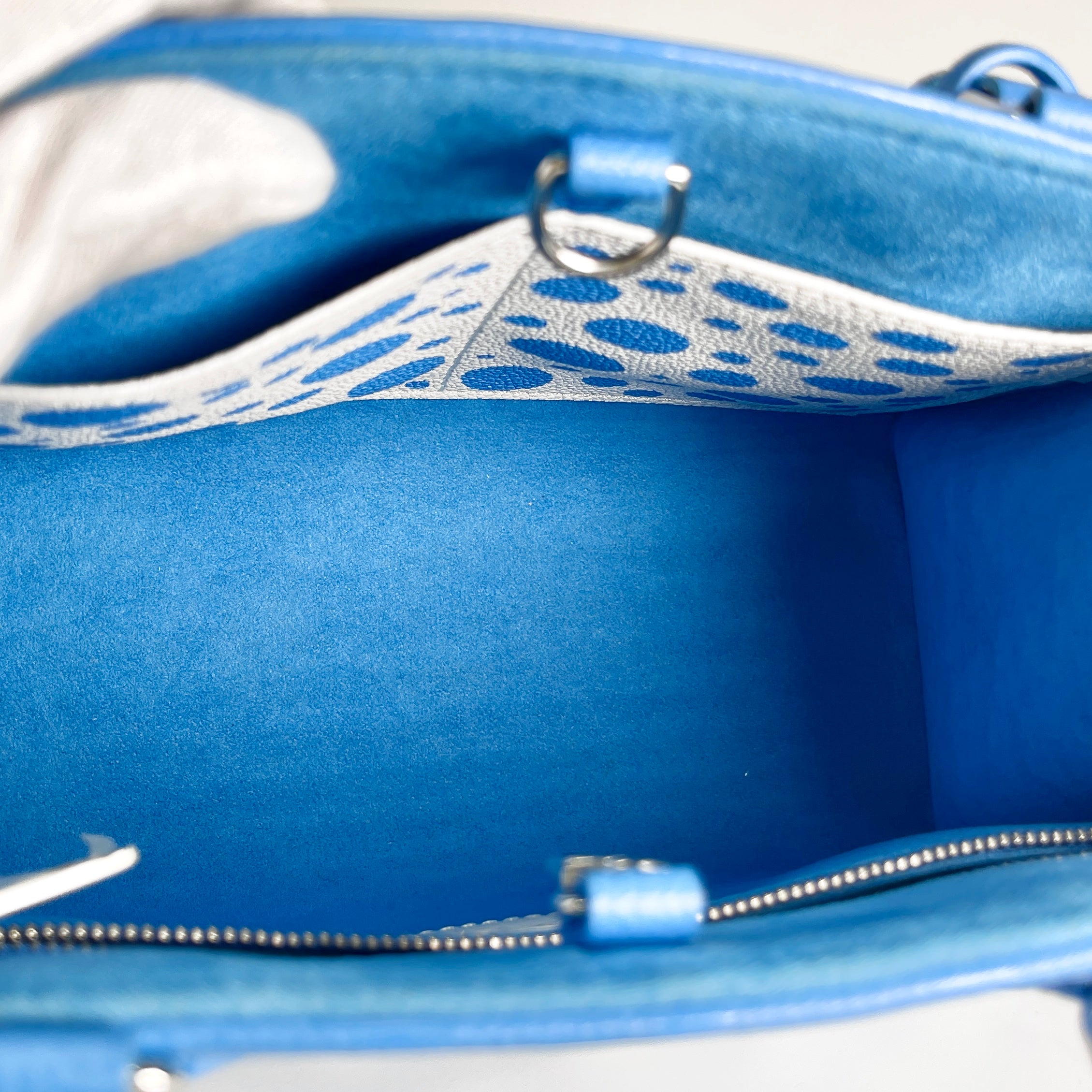 2603 secondhand LV On the Go LV×YK Collaboration