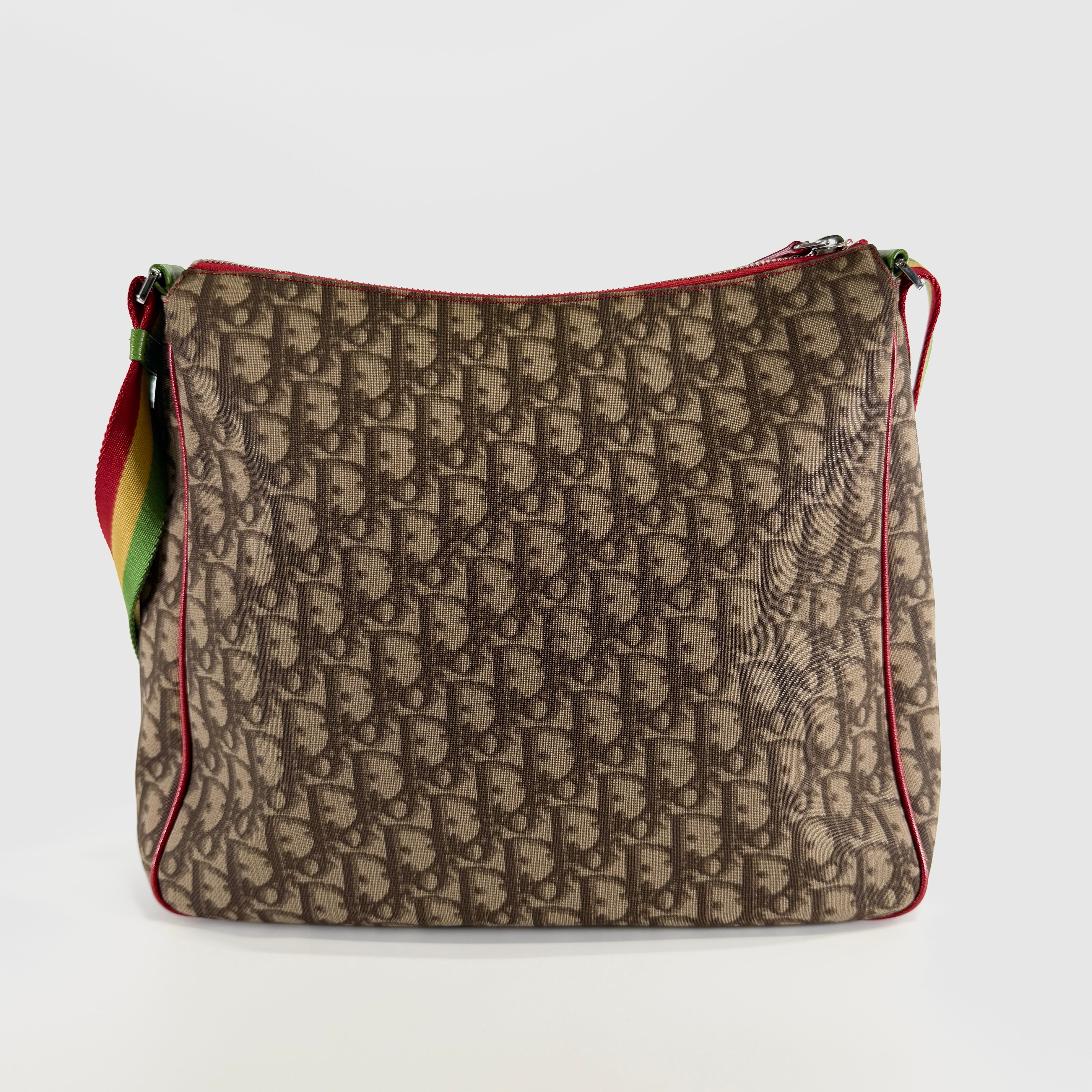 2607 secondhand ChristianDior Shoulder bag / Crossbody Bag