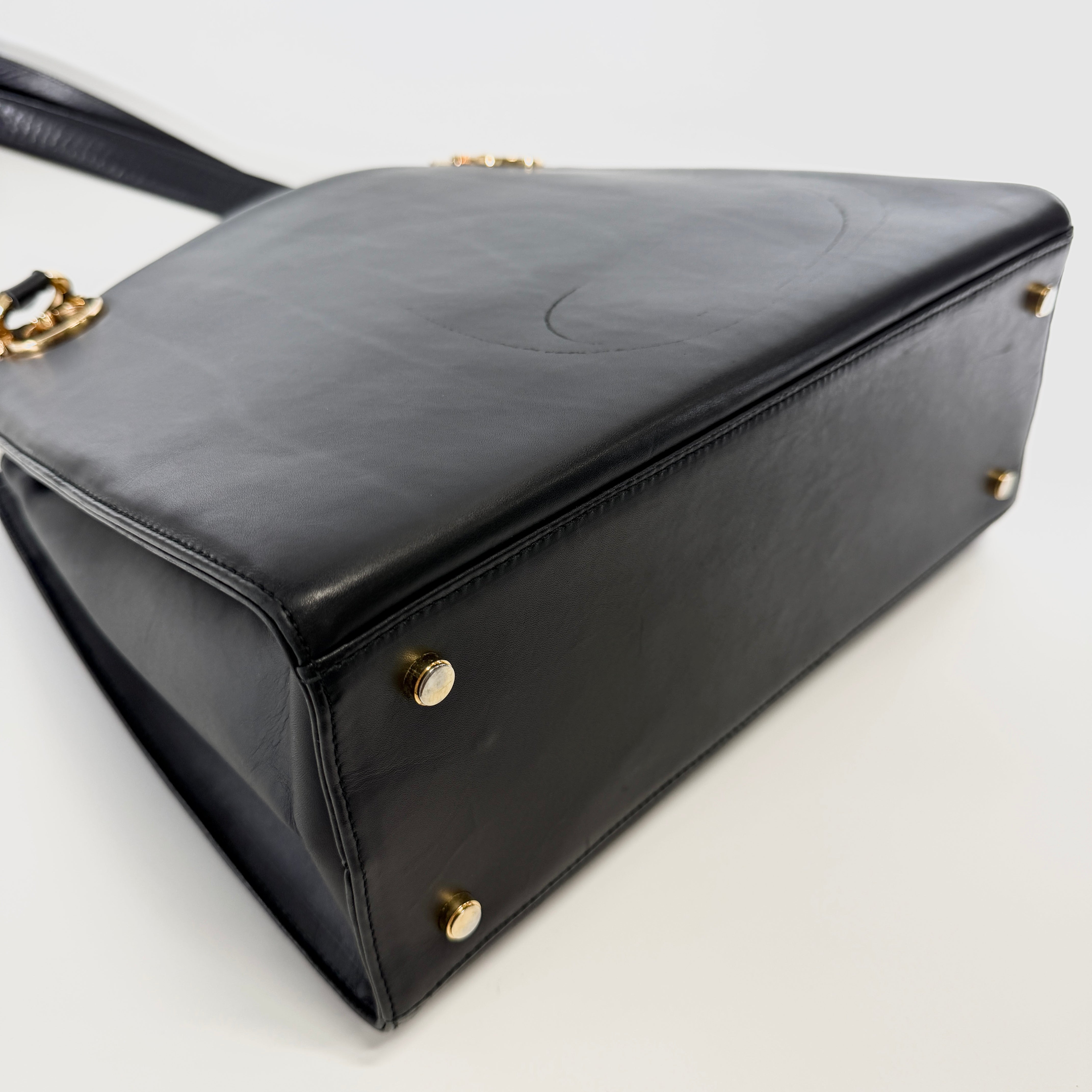 2608 secondhand Ferragamo Gancini Shoulder bag