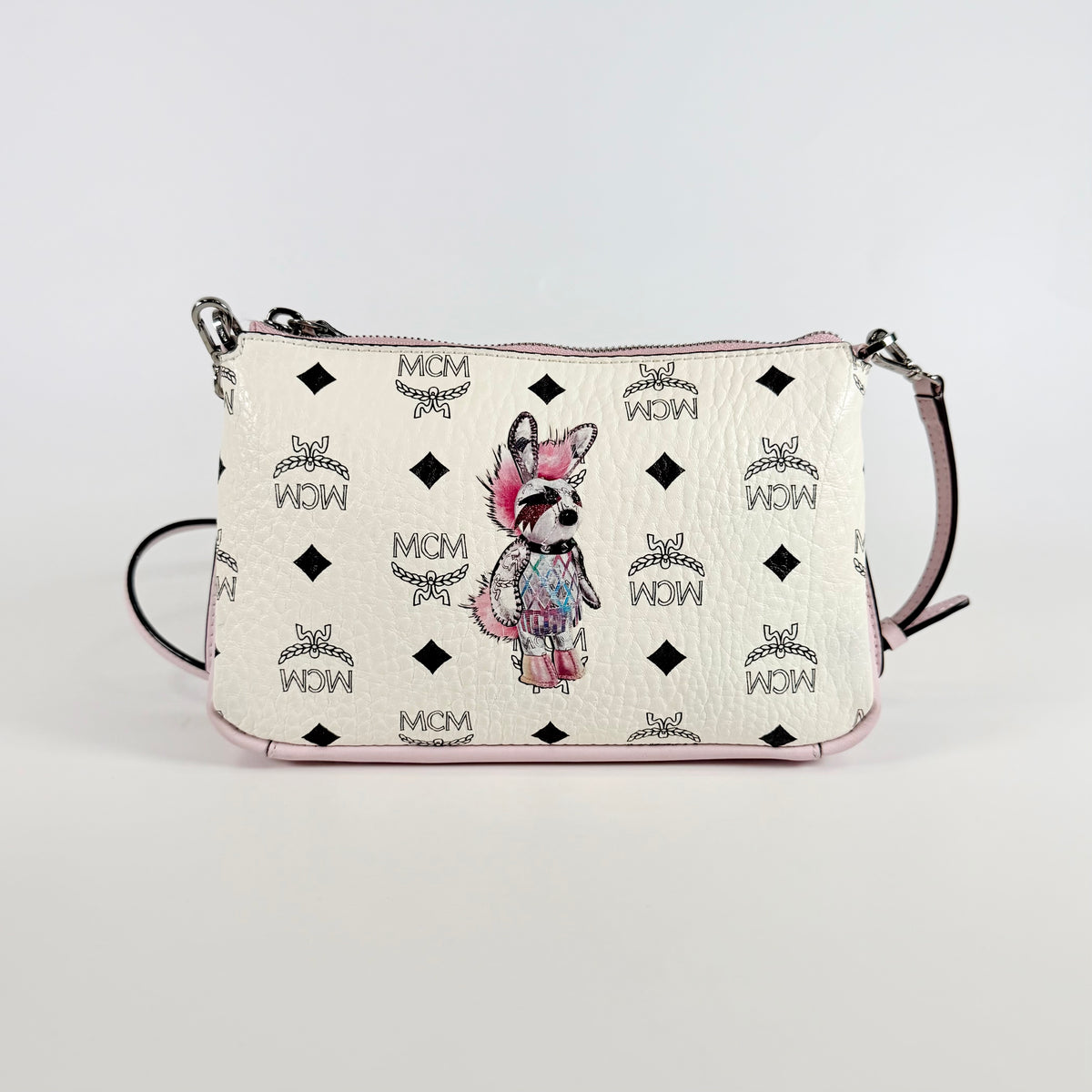 2608 secondhand MCM Shoulder bag