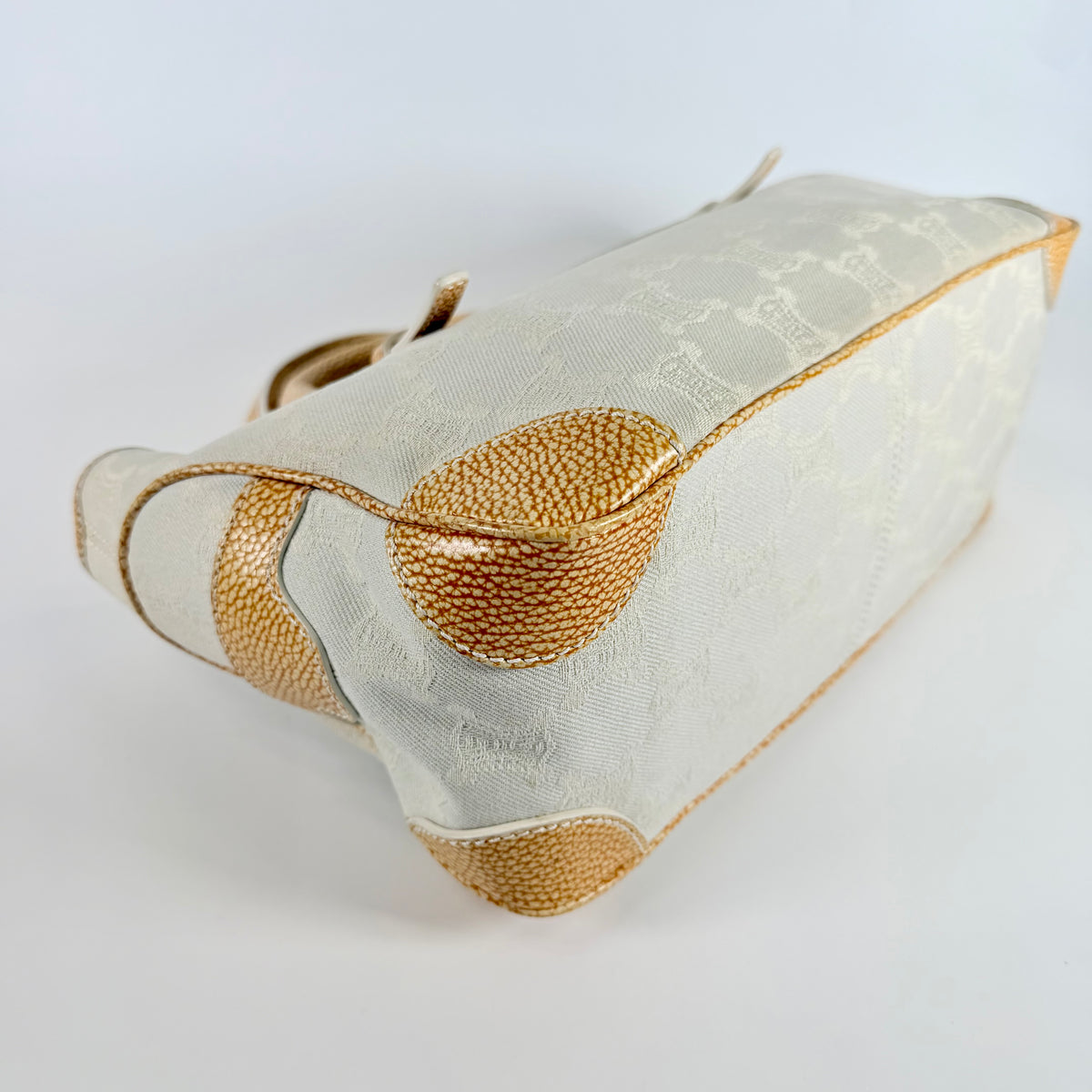 2608 secondhand CELINE Boogie bag