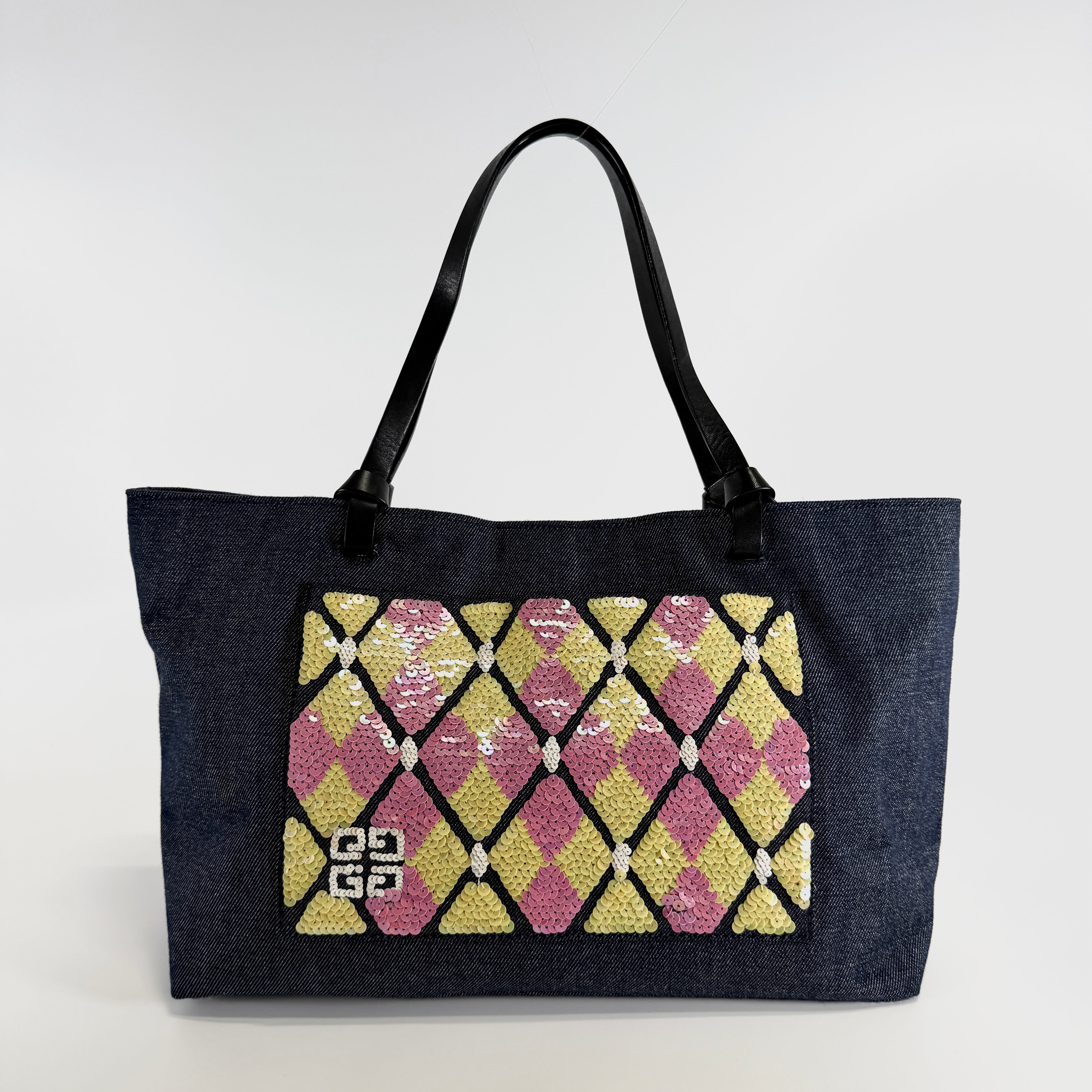2607 secondhand GIVENCHY Tote Bag