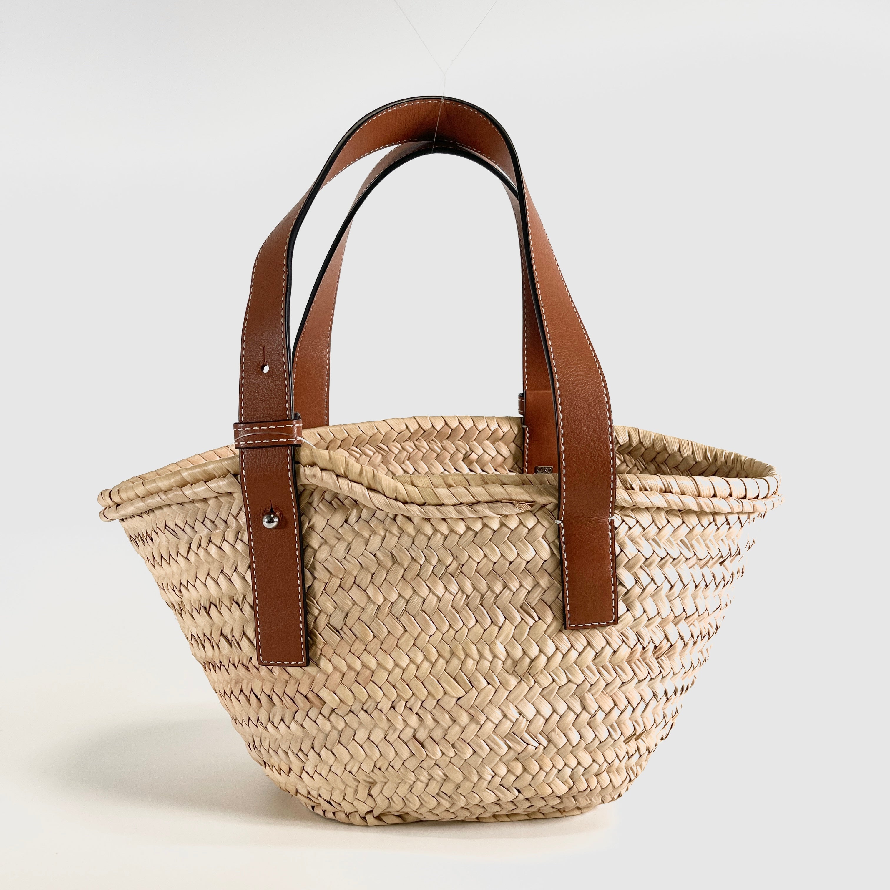 2605 secondhand LOEWE straw bag small Brown