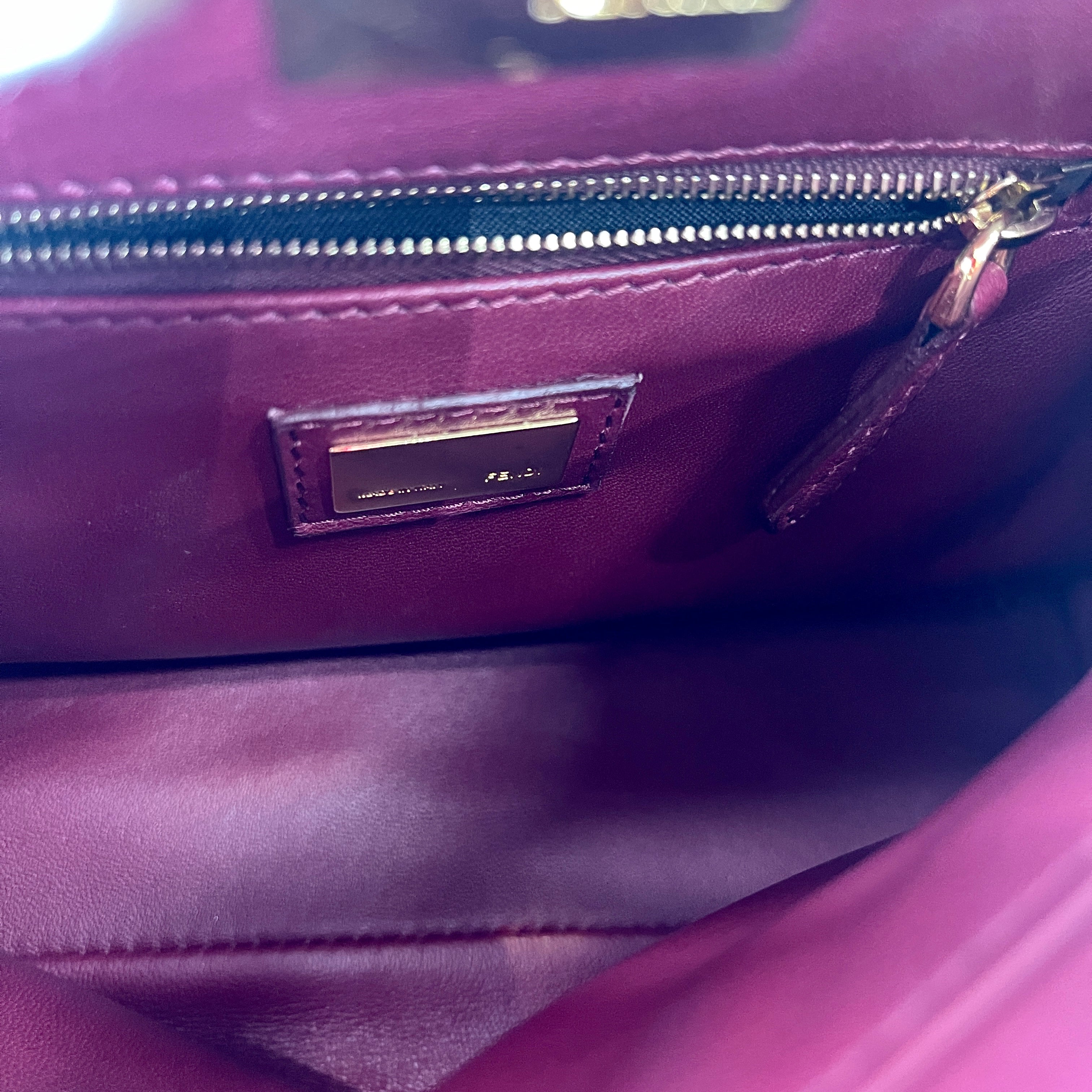 2605 secondhand FENDI Peekaboo mini