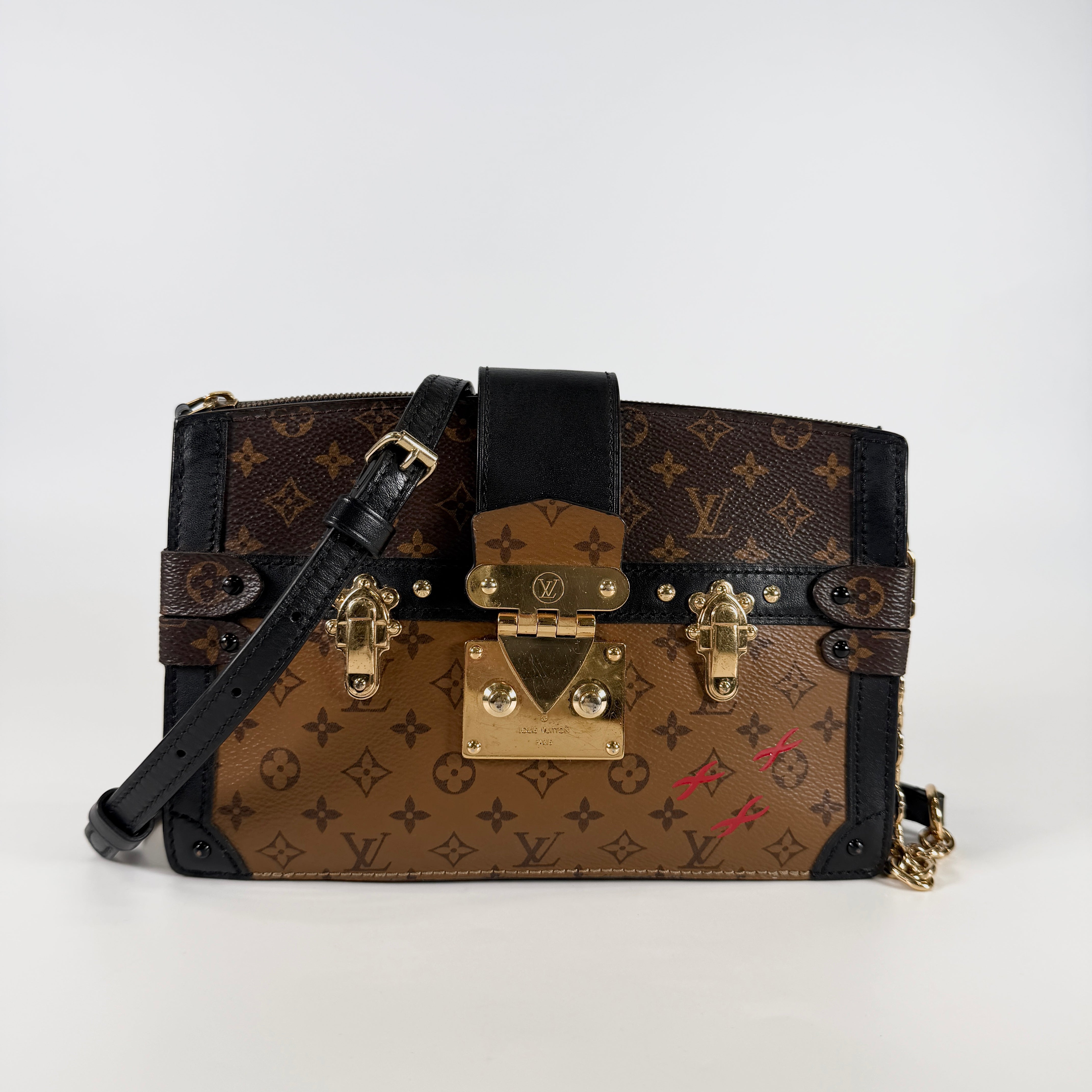 2606 secondhand LV Monogram / mono grams Reverse M43596 trunk clutch RFID