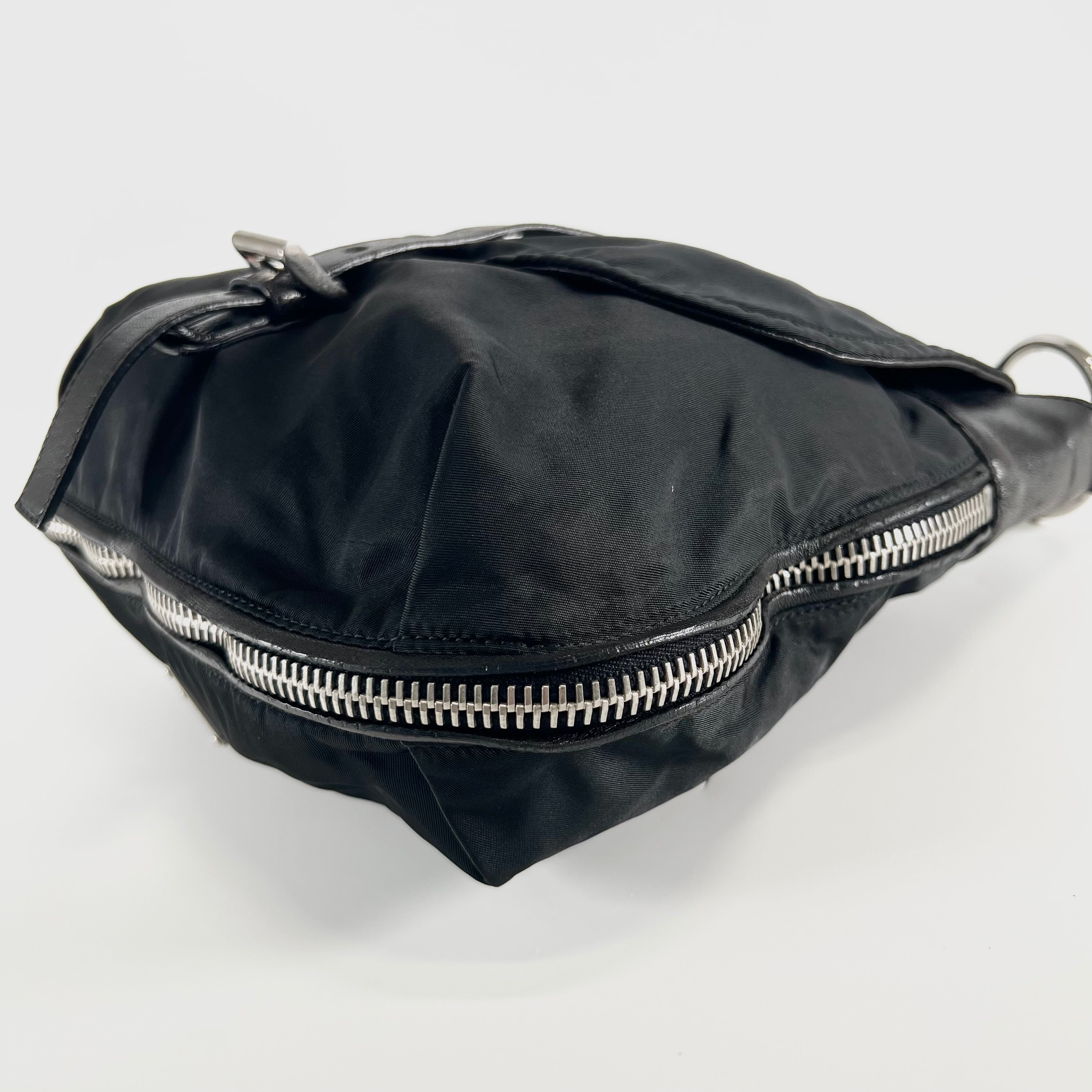 2606 secondhand PRADA nylon Shoulder bag