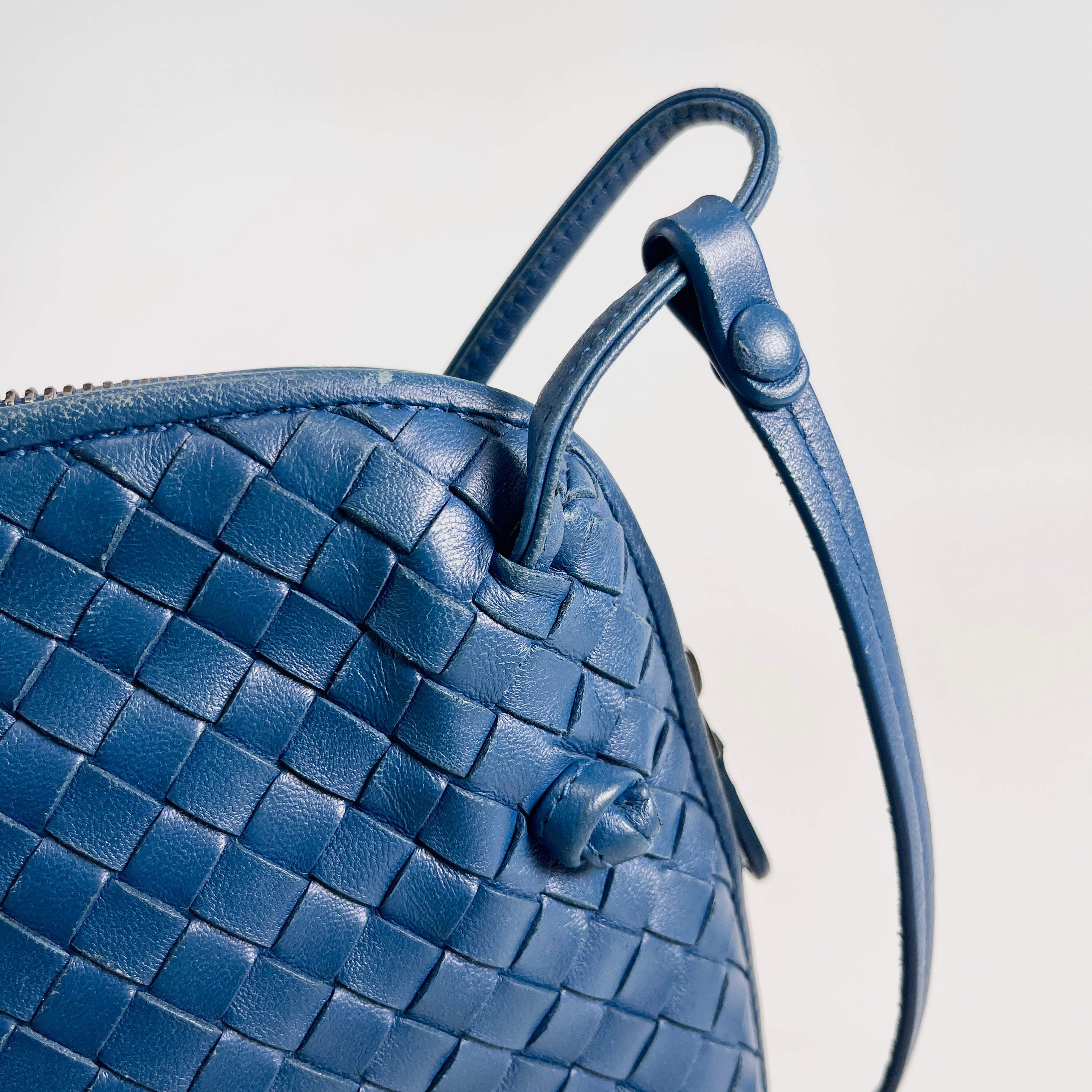 2603 secondhand BOTTEGA VENETA Intrecciato De