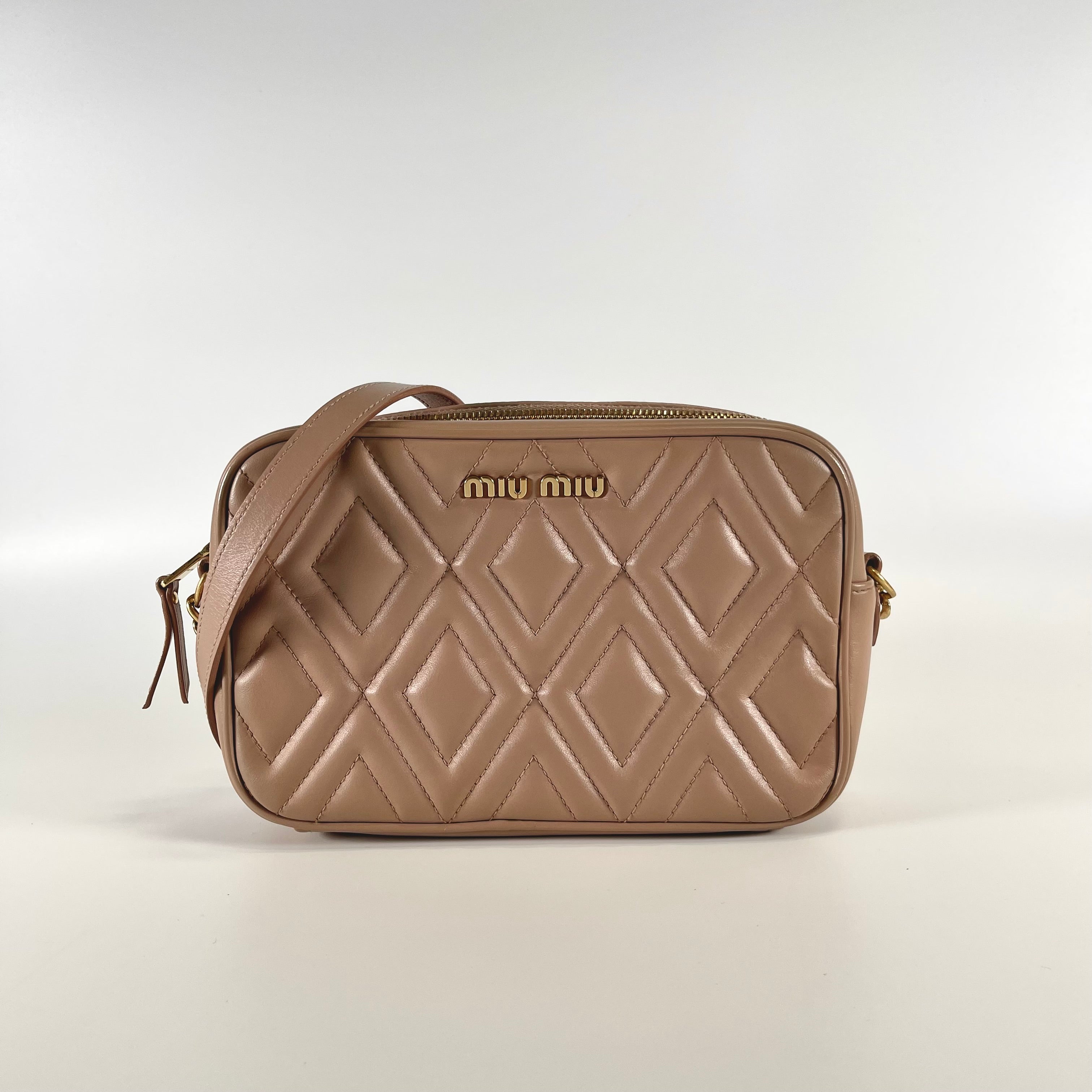 2601 secondhand MIUMIU Shoulder bag