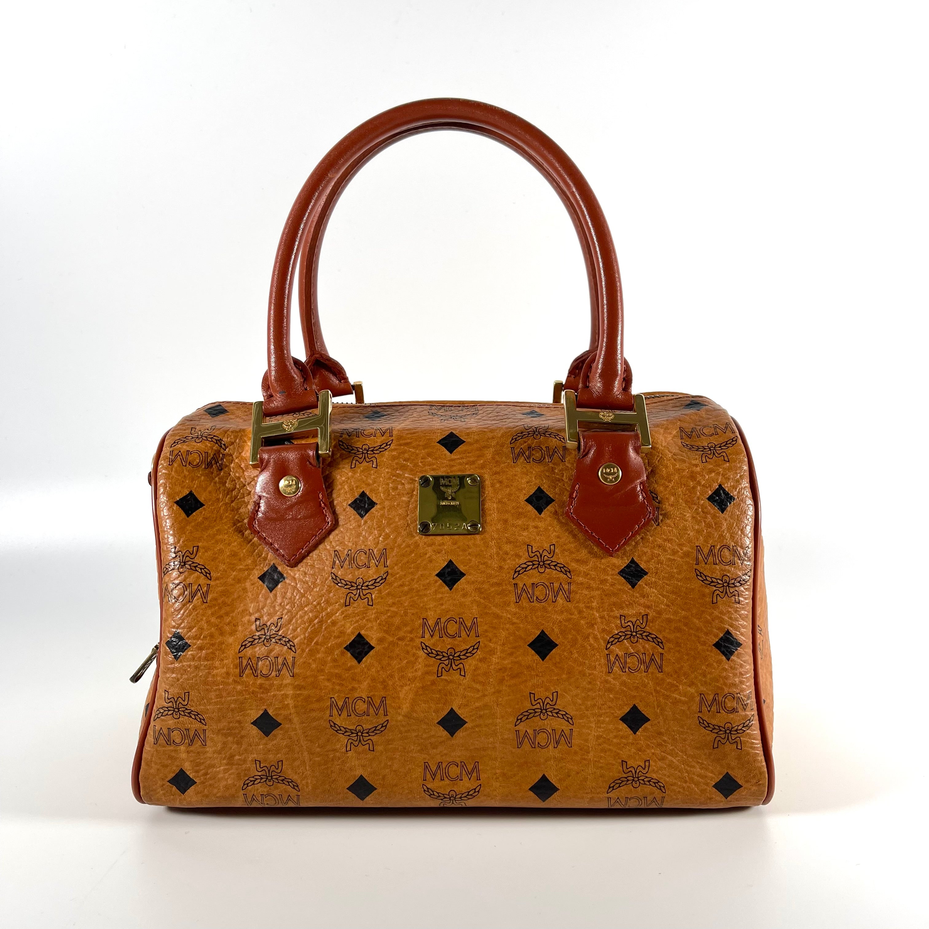 2512 secondhand MCM bag logo grams mini Boston bag strap