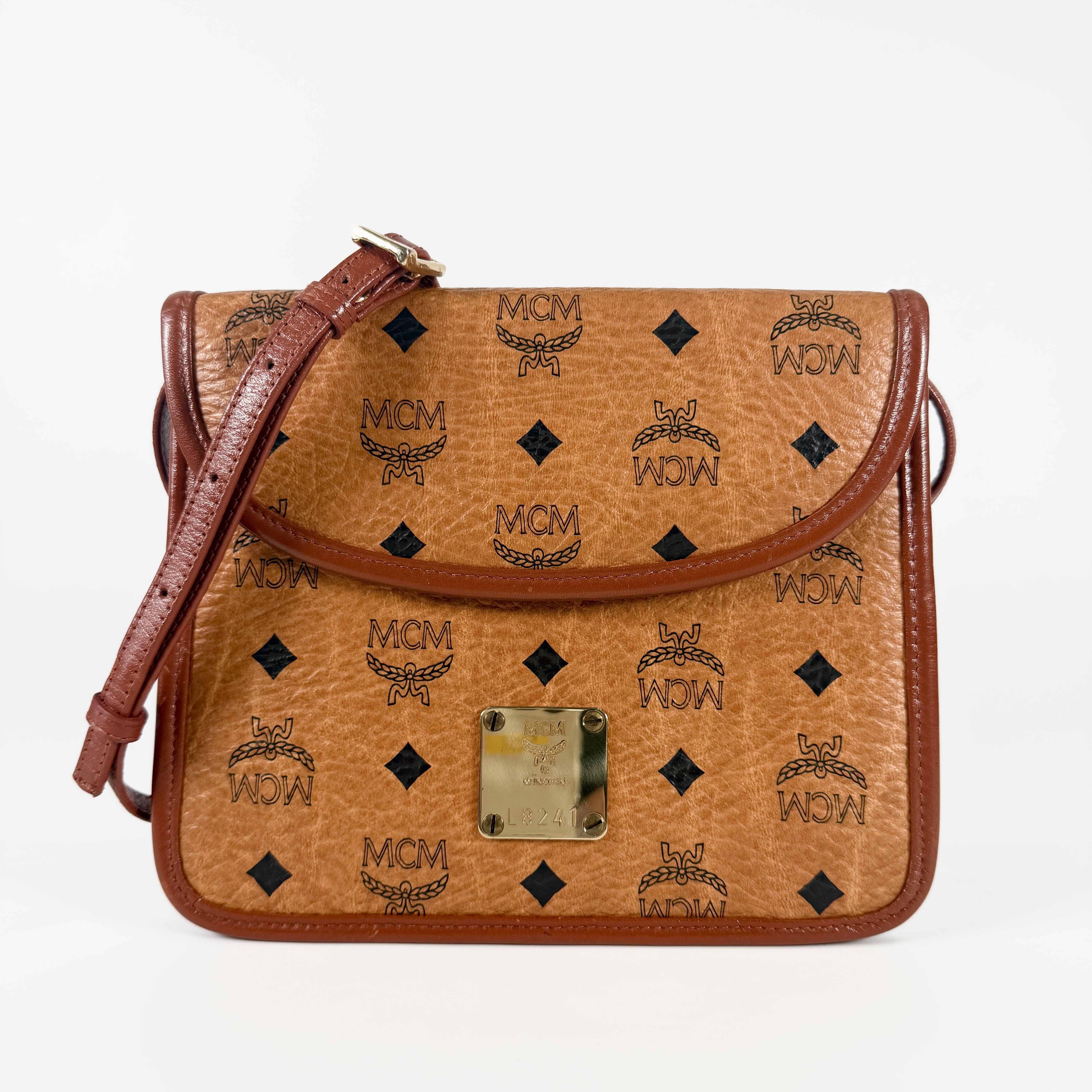 2606 secondhand MCM Shoulder bag