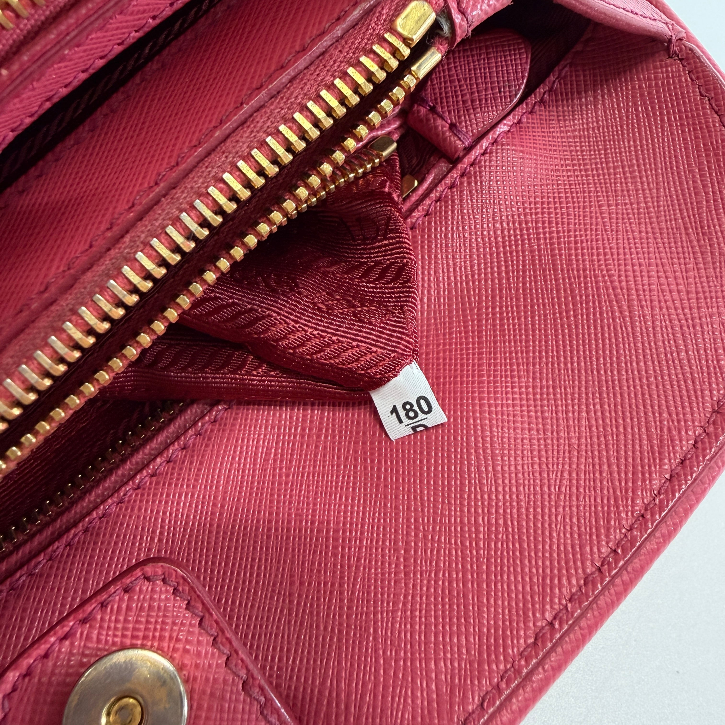 2605 secondhand PRADA hand bag PEONIA