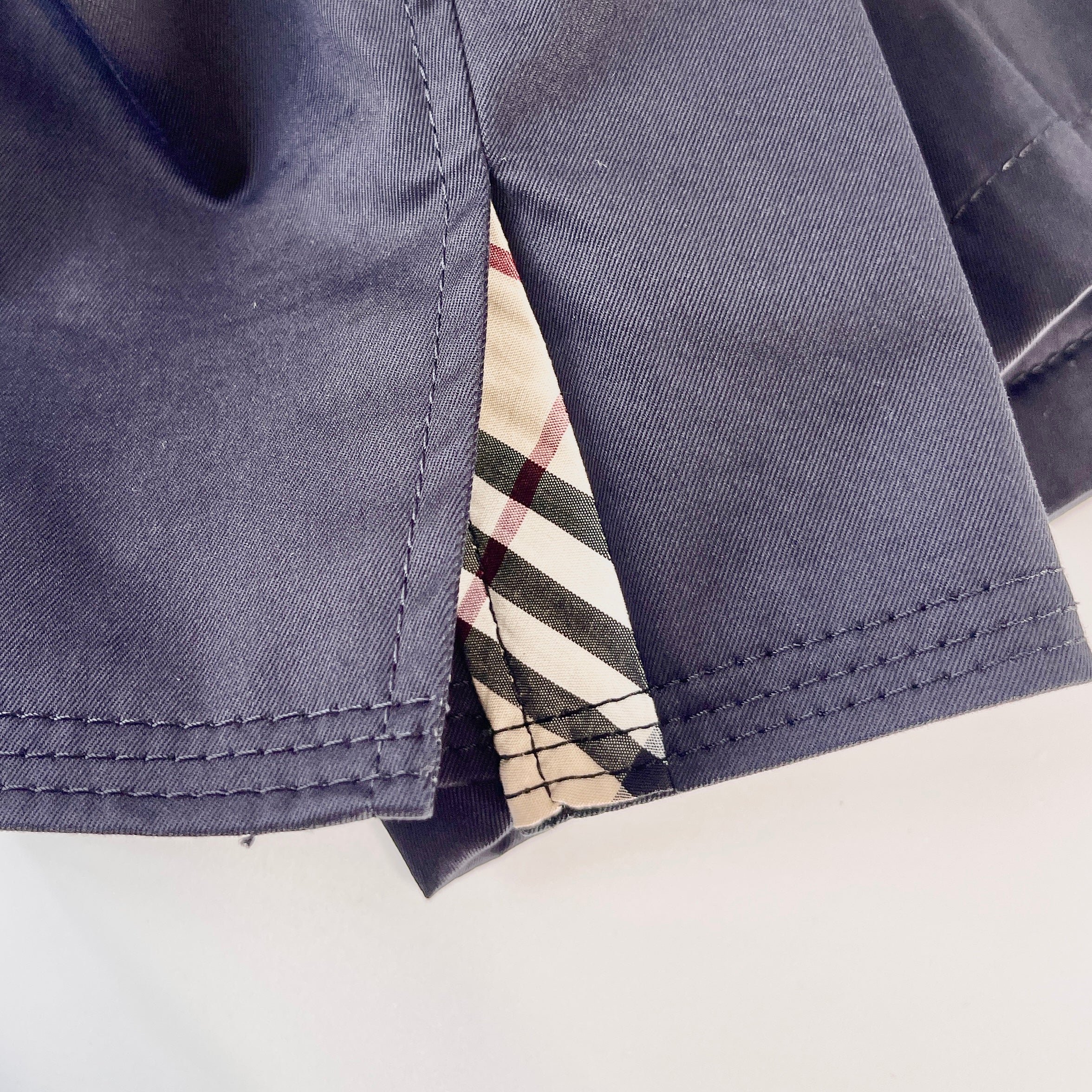 2606 secondhand BURBERRY set up