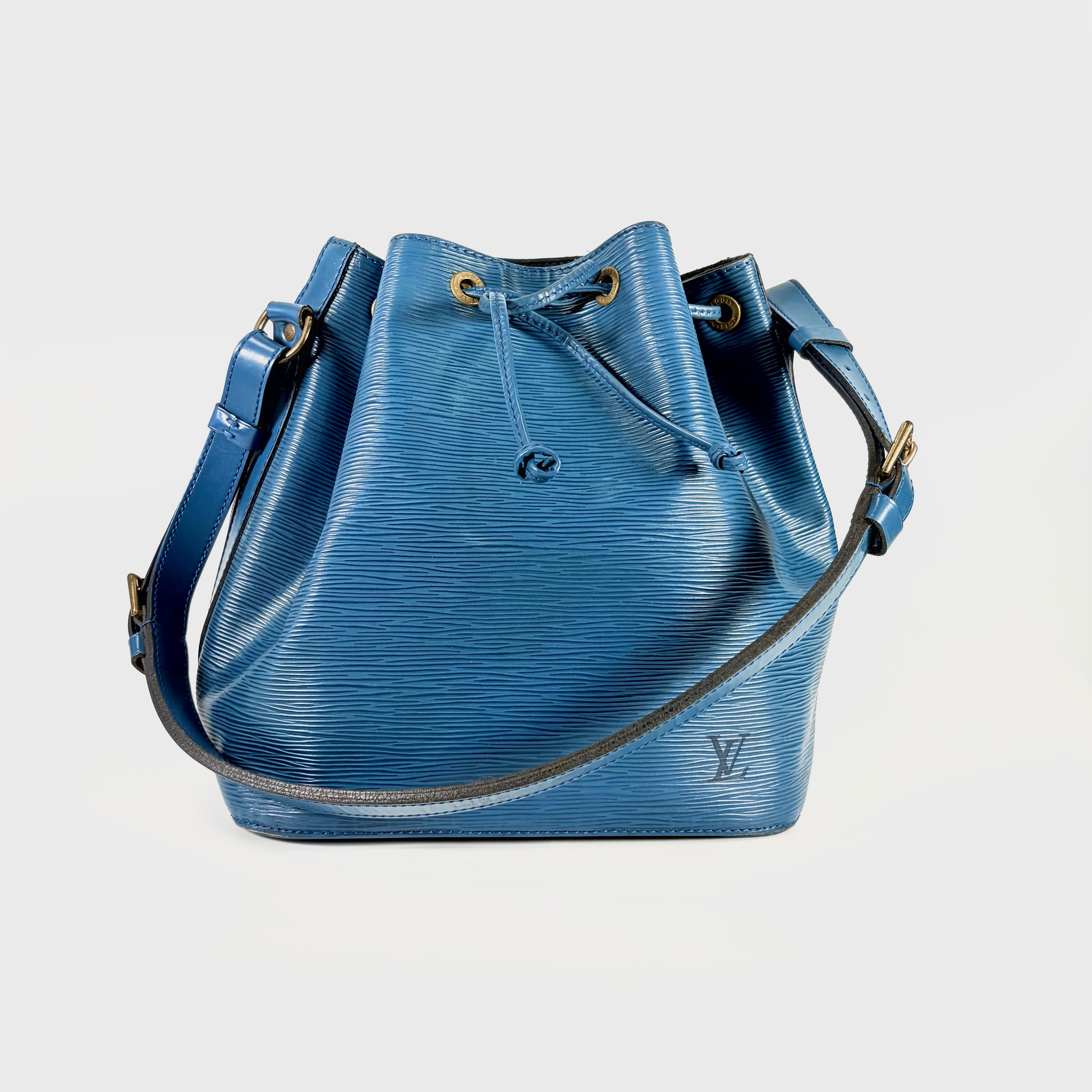 2604 secondhand LV Epi Petit Noé