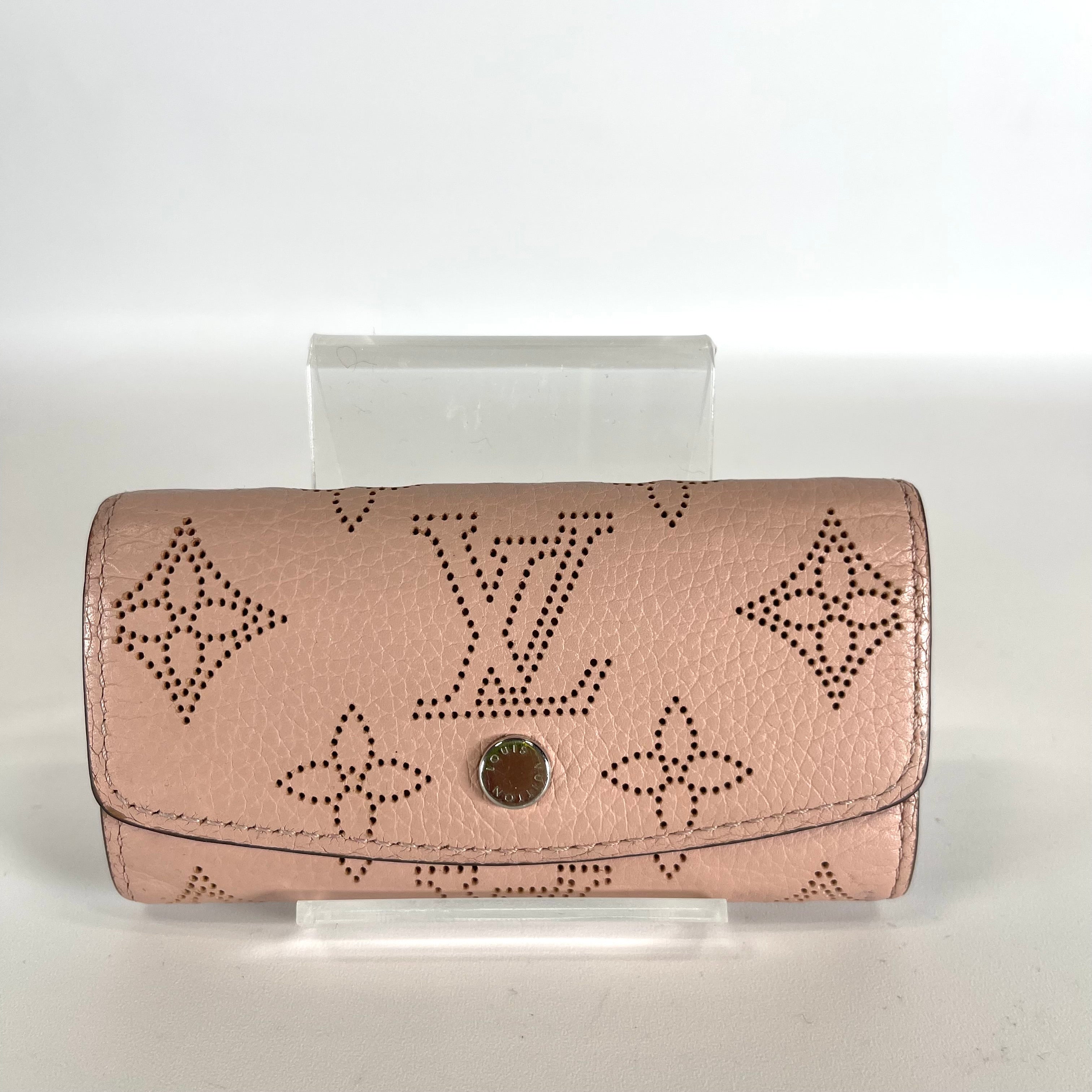 2511 Louis Vuitton Multiclema Hina