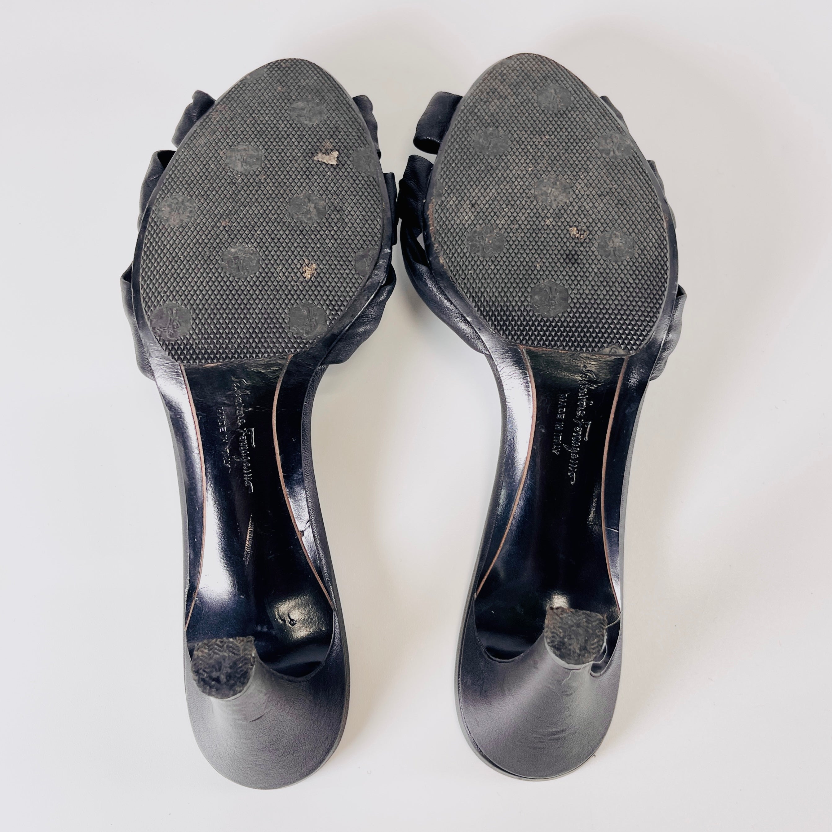 2606 secondhand Ferragamo High heels / pumps
