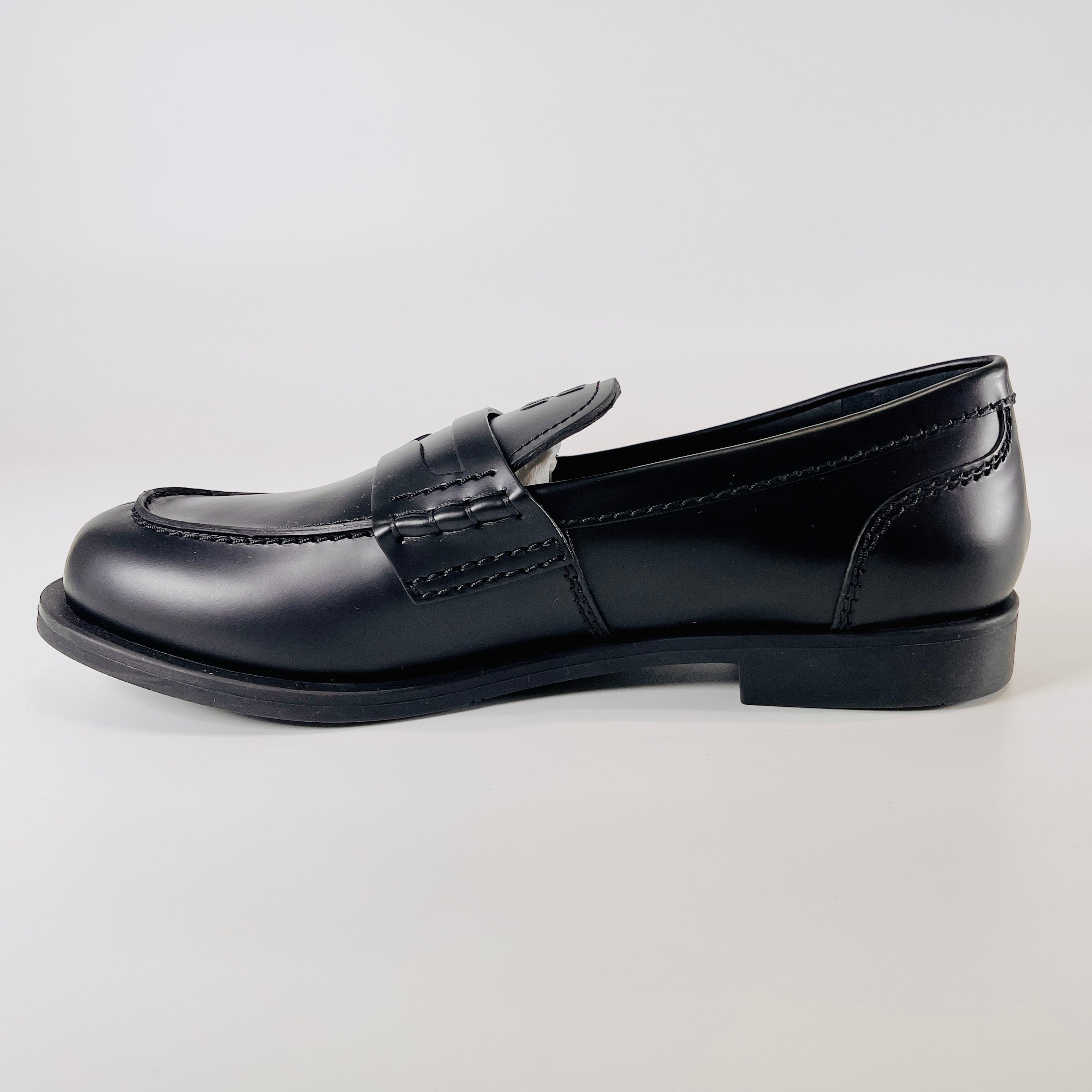 2606 secondhand MIUMIU leather Loafers 38 Women's black logo Embossing fur
