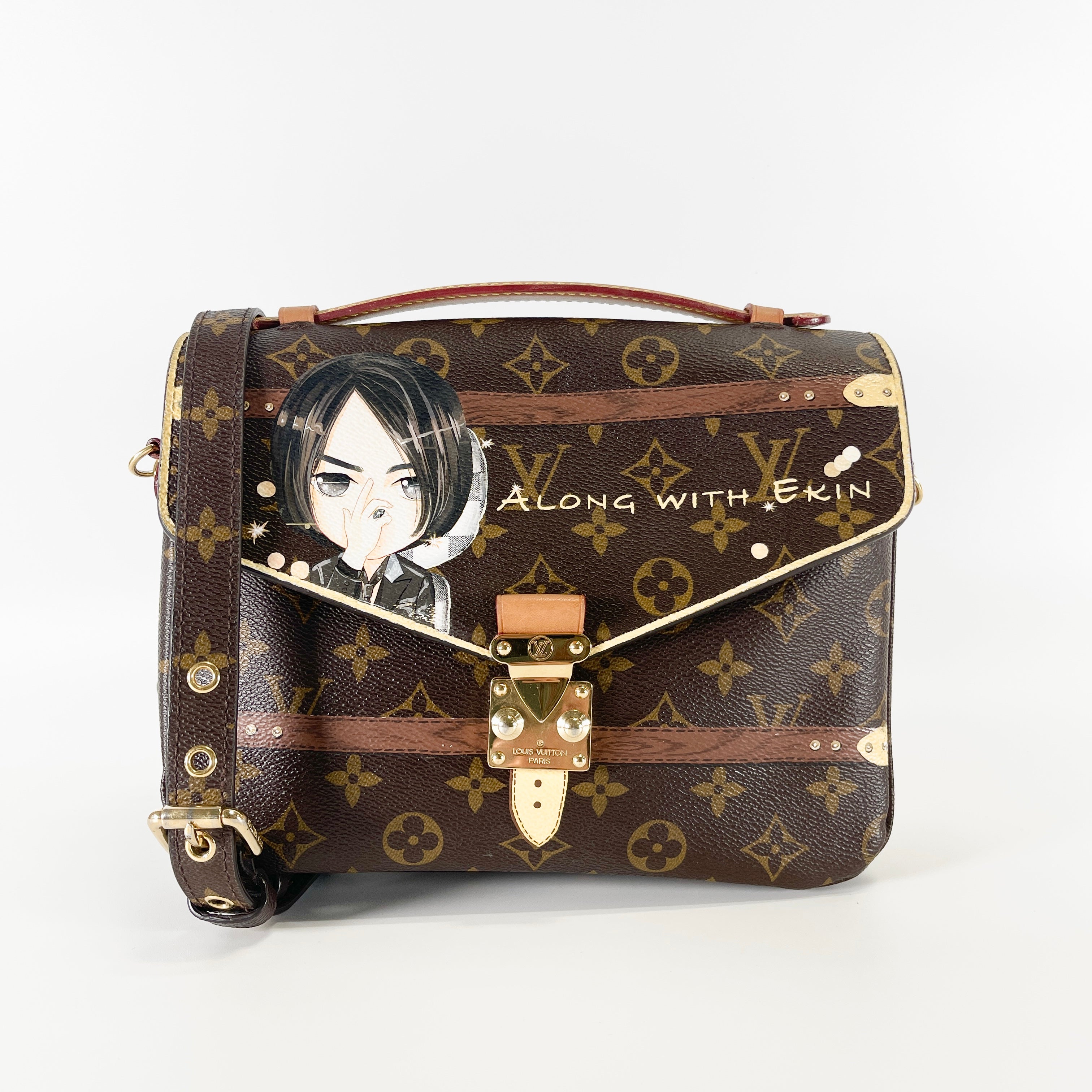 2605 secondhand LV Shoulder bag / Crossbody Bag Metis
