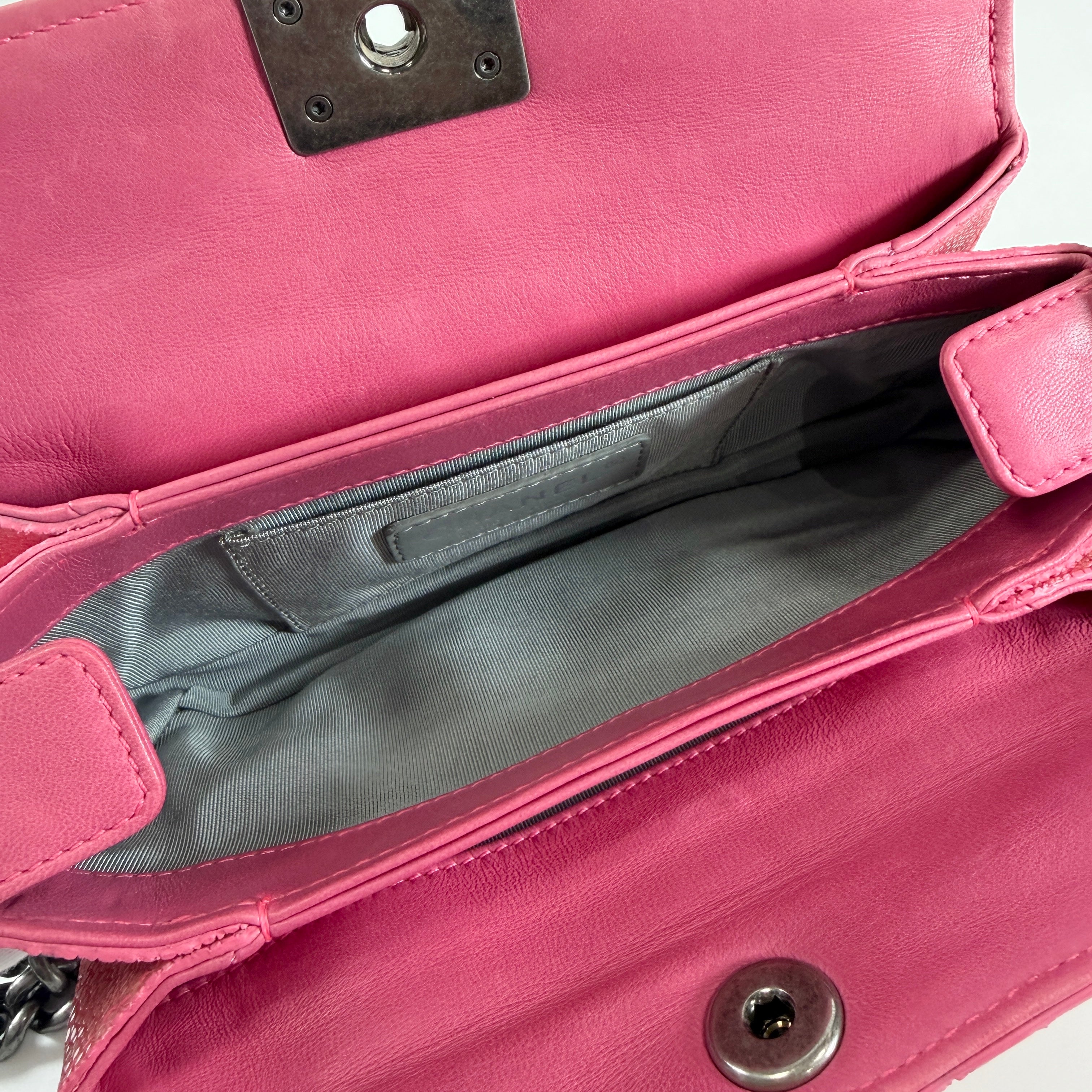 2606 secondhand CHANEL Boy Lou / leather Chain Shoulder pink 16