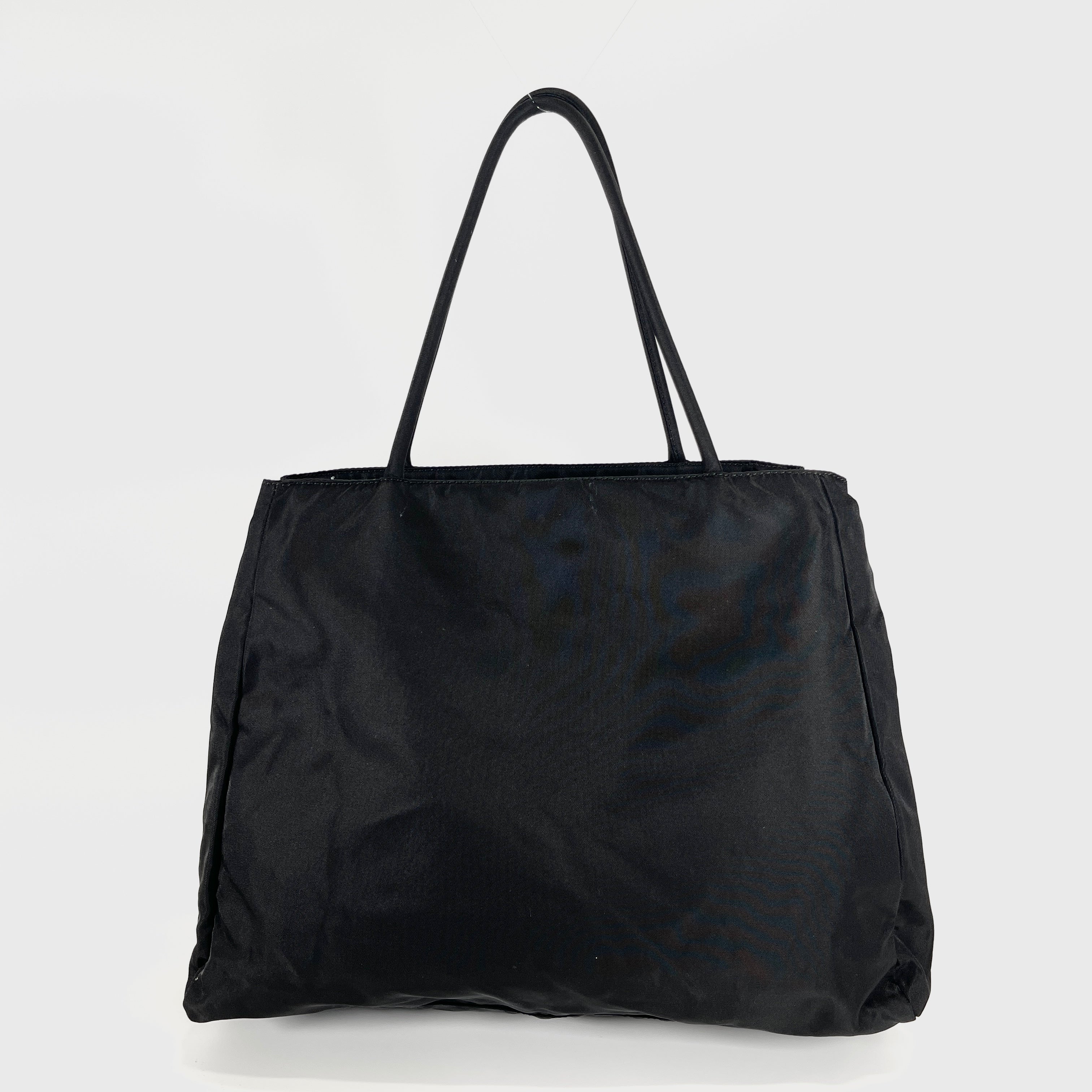 2604 secondhand PRADA nylon Tote black