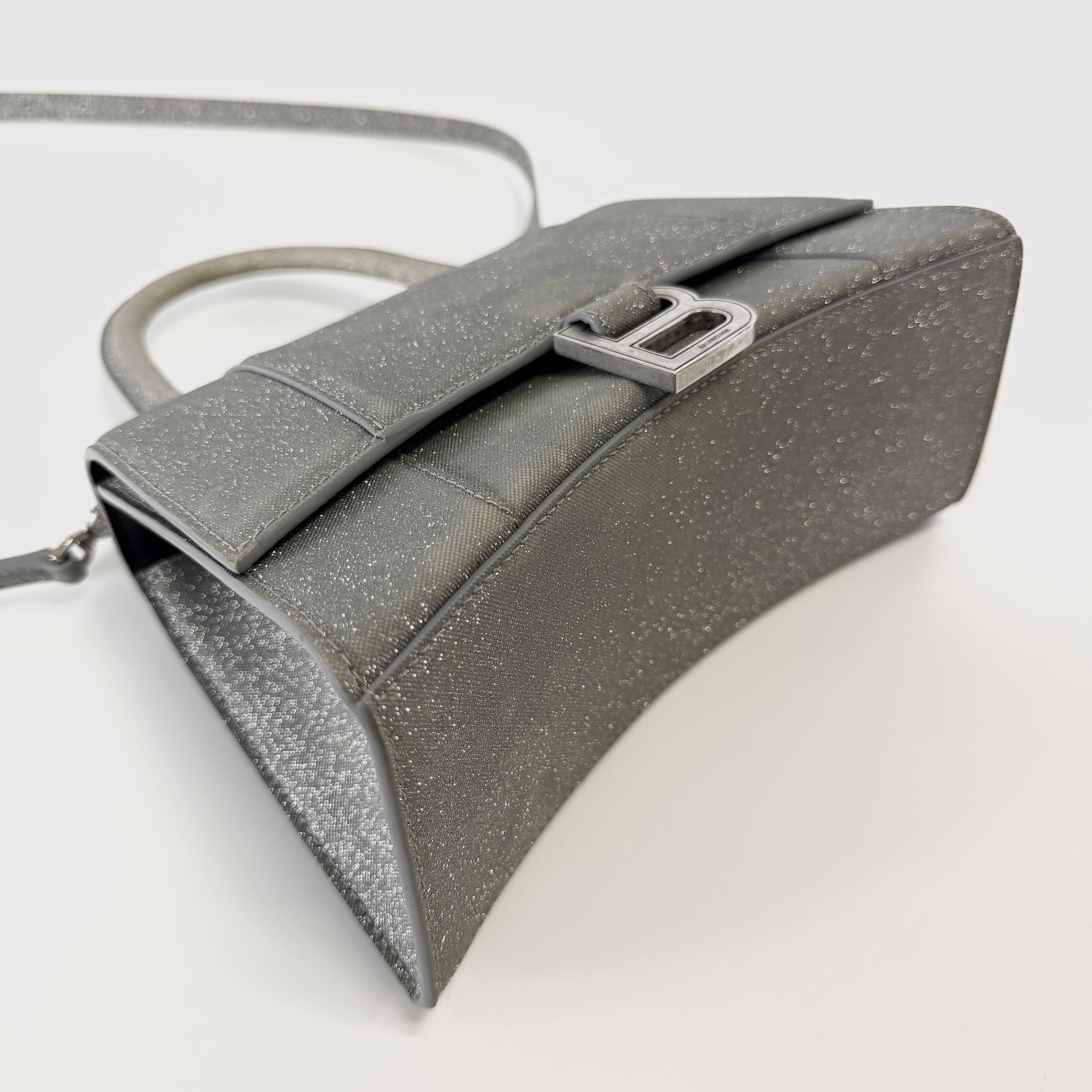 2608 secondhand BALENCIAGA Hourglass