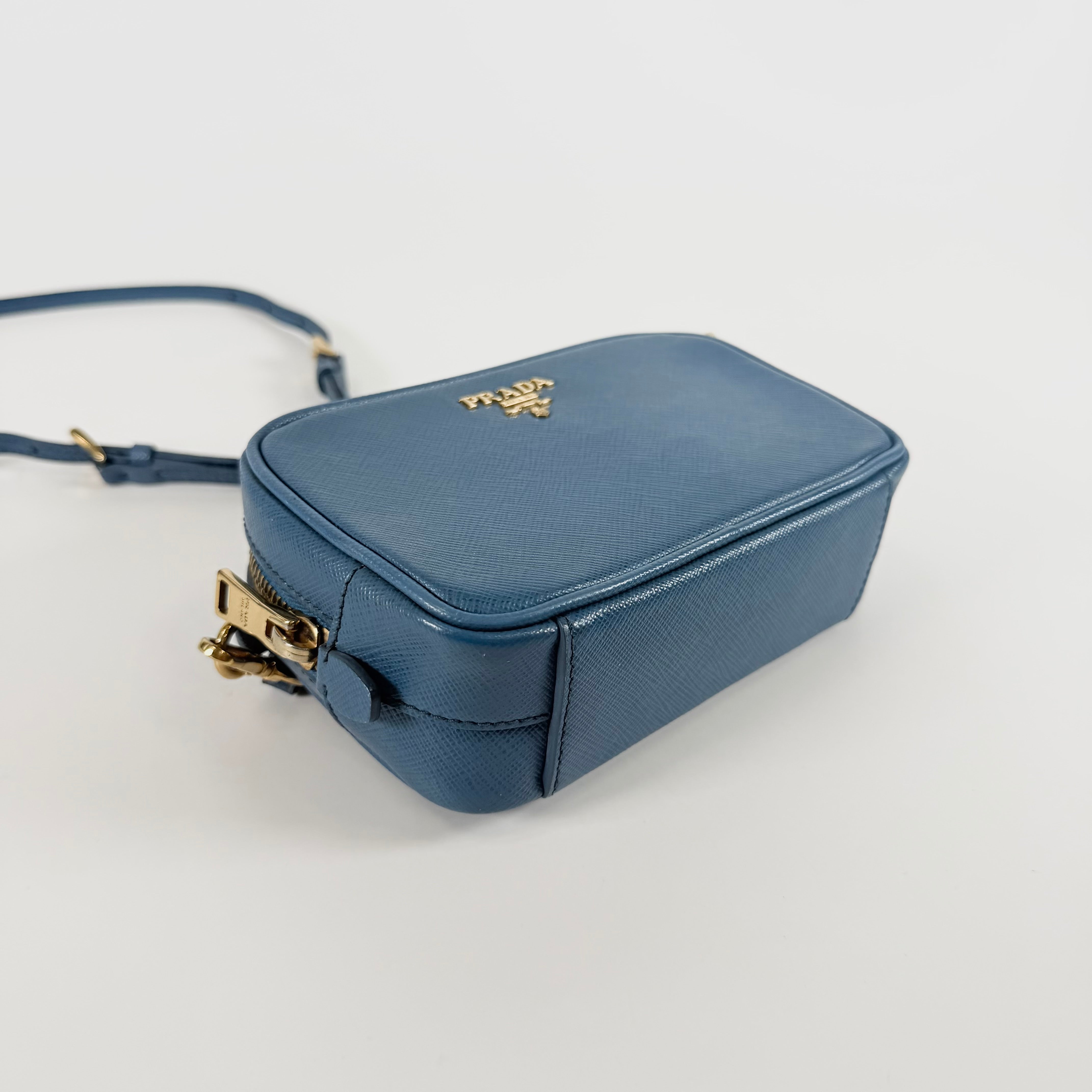 2607 secondhand PRADA Camera Shoulder Bag