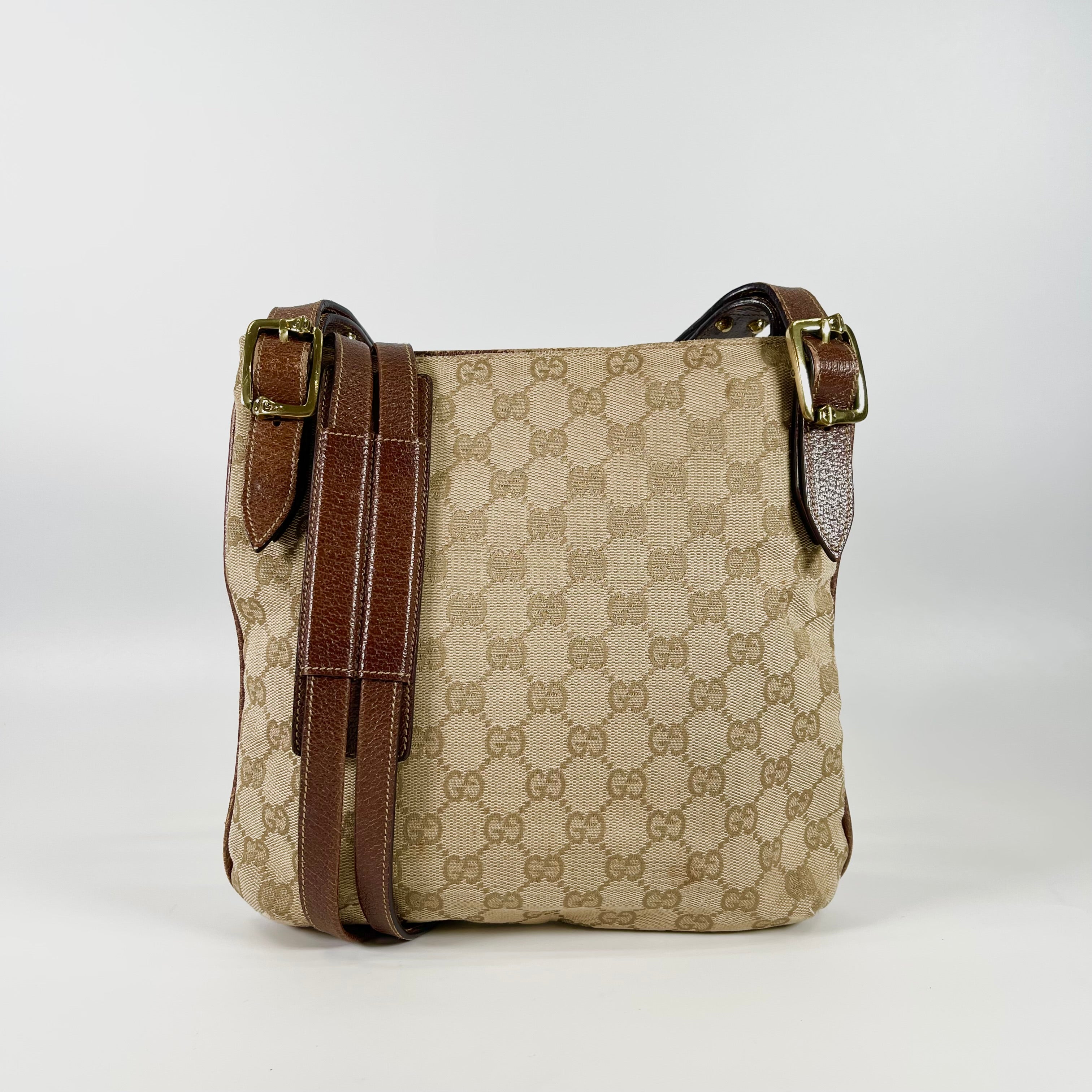 2602 secondhand GUCCI bag / others WG Pattern Front pocket Shoulder bag