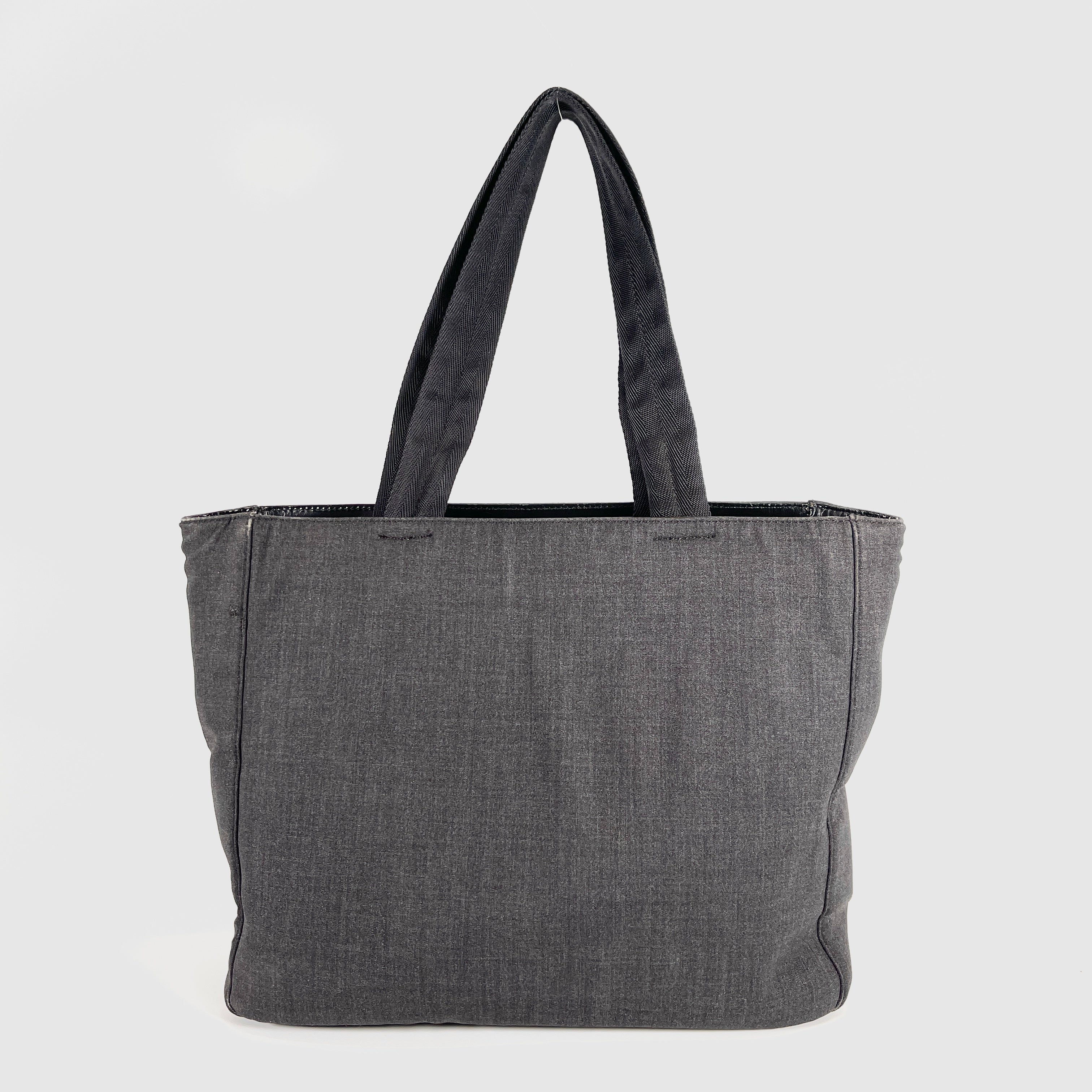 2604 secondhand PRADA Tote Bag side logo