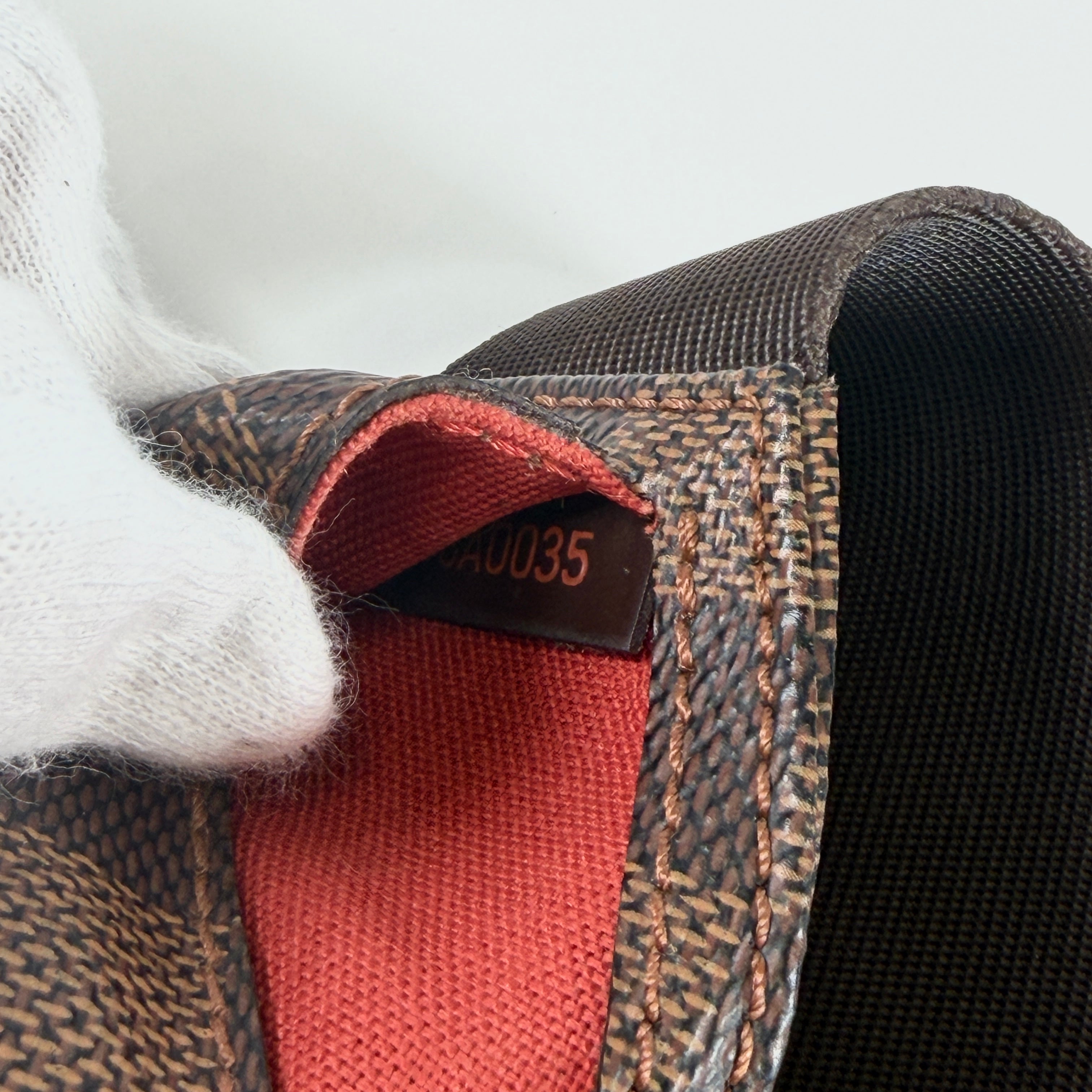 2605 secondhand LV Geronimos drawstring dust bag CA0035