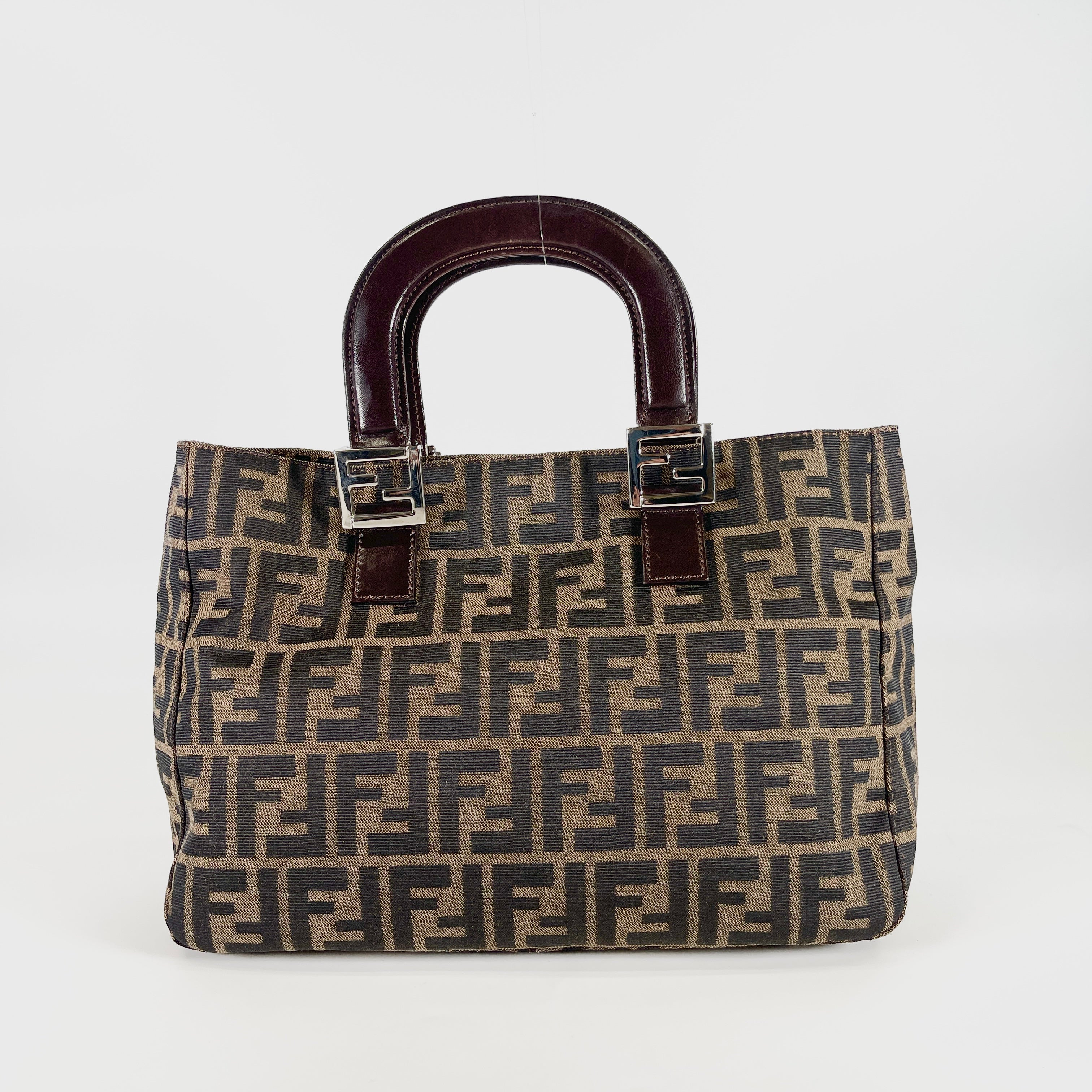 2602 secondhand FENDI hand bag Zucca