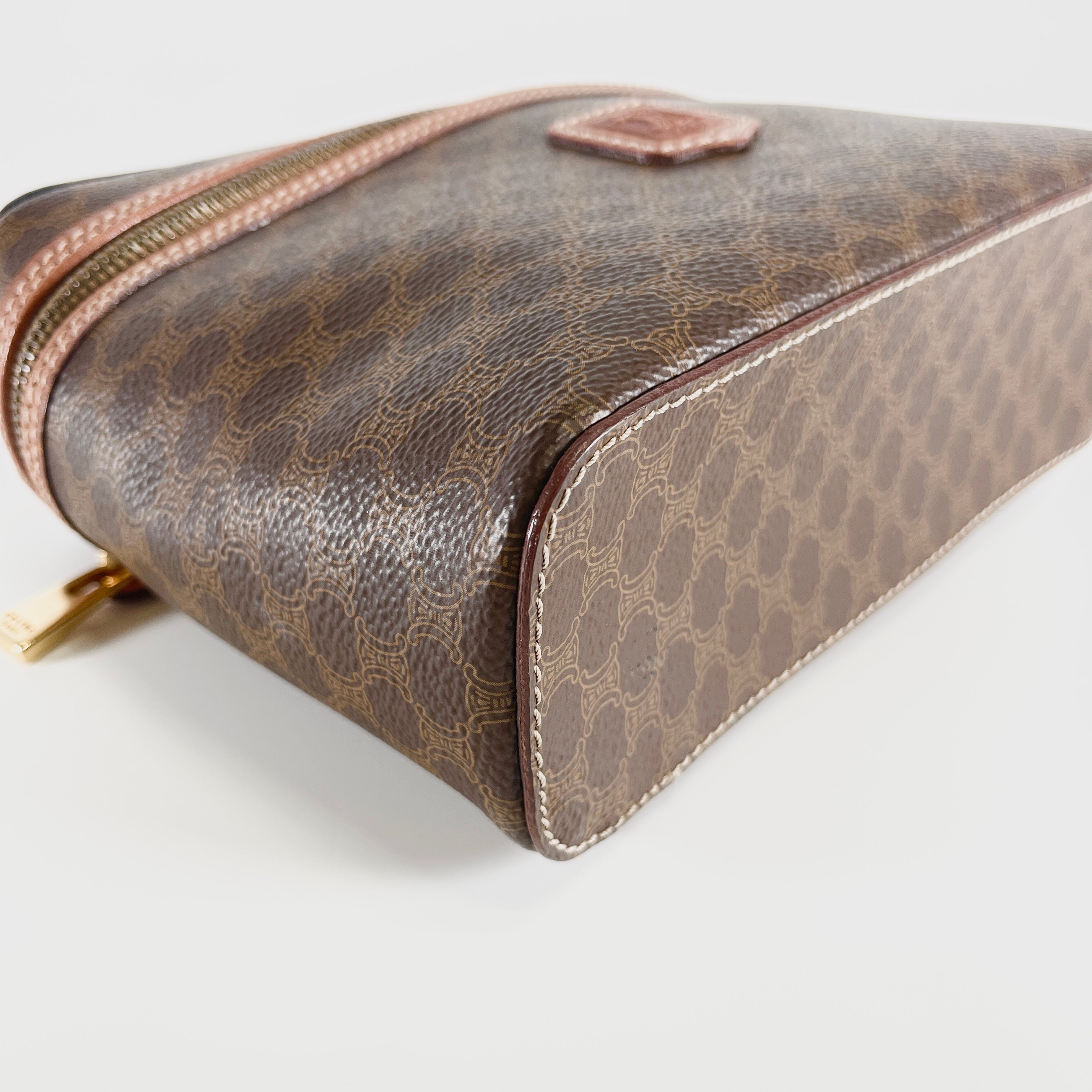 2605 secondhand CELINE Macadam Vanity