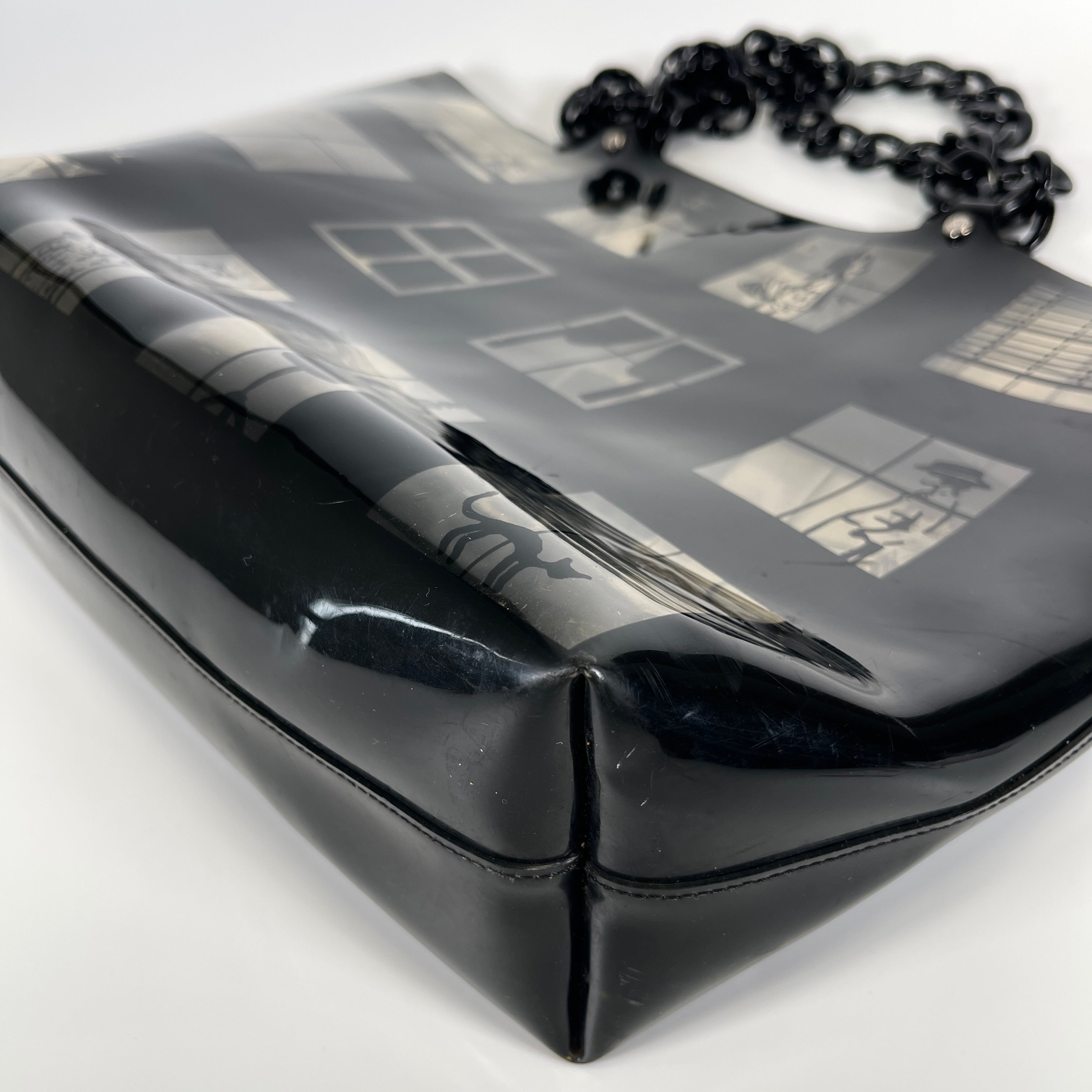 2605 secondhand CHANEL PVC hand bag