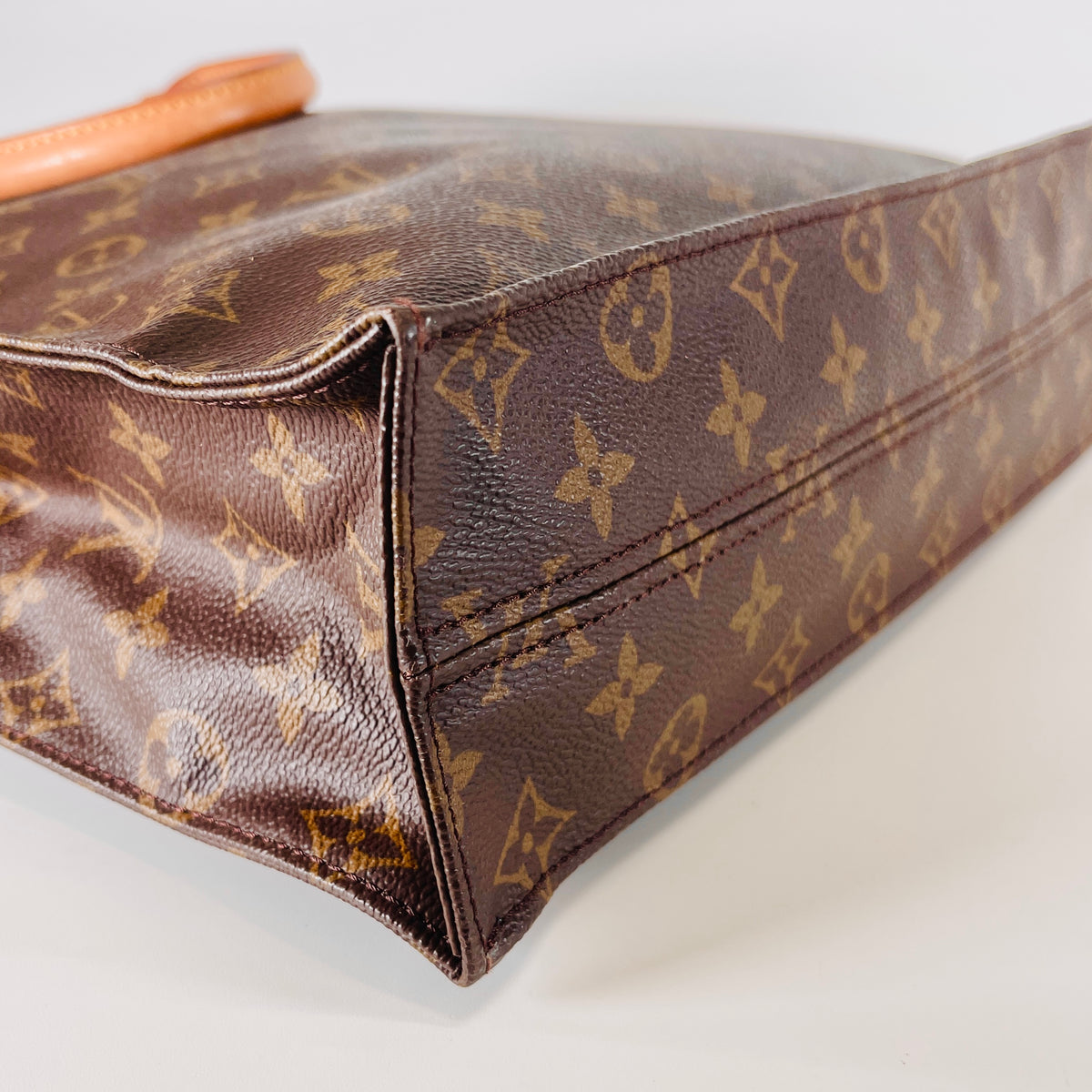 2605 secondhand LV Monogram Sac Plat