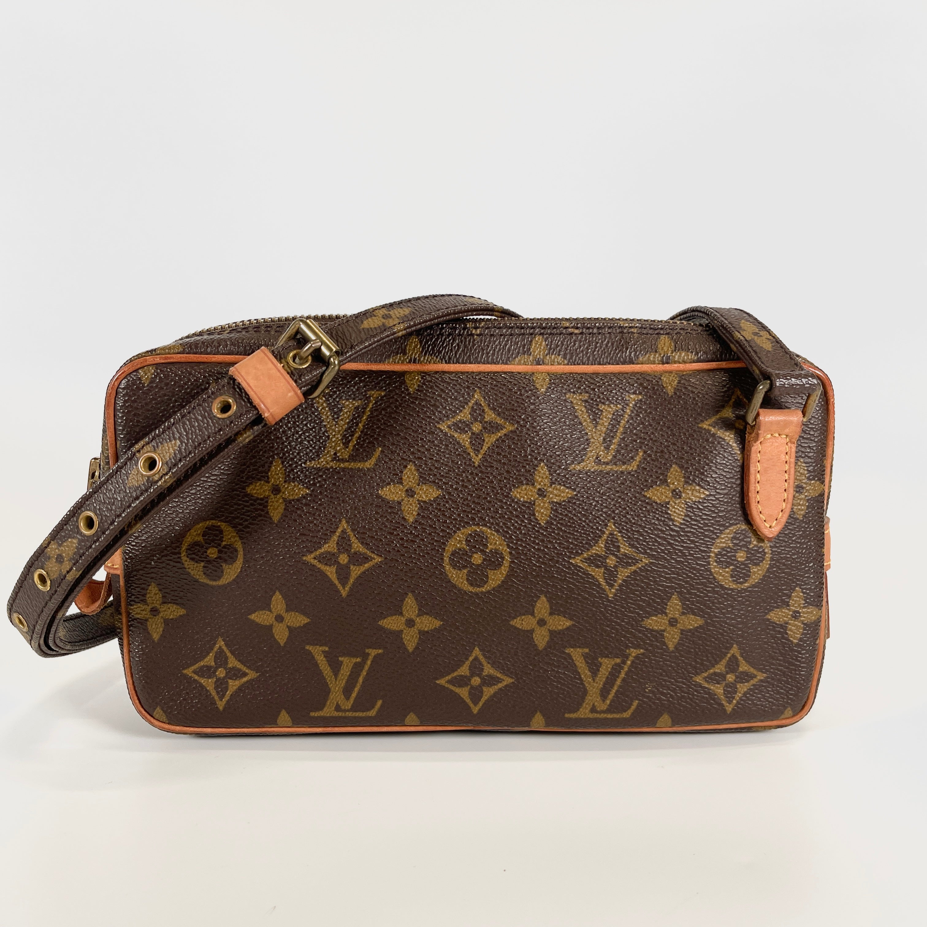 2604 secondhand LV Shoulder bag / Crossbody Bag Marly Bandouliere