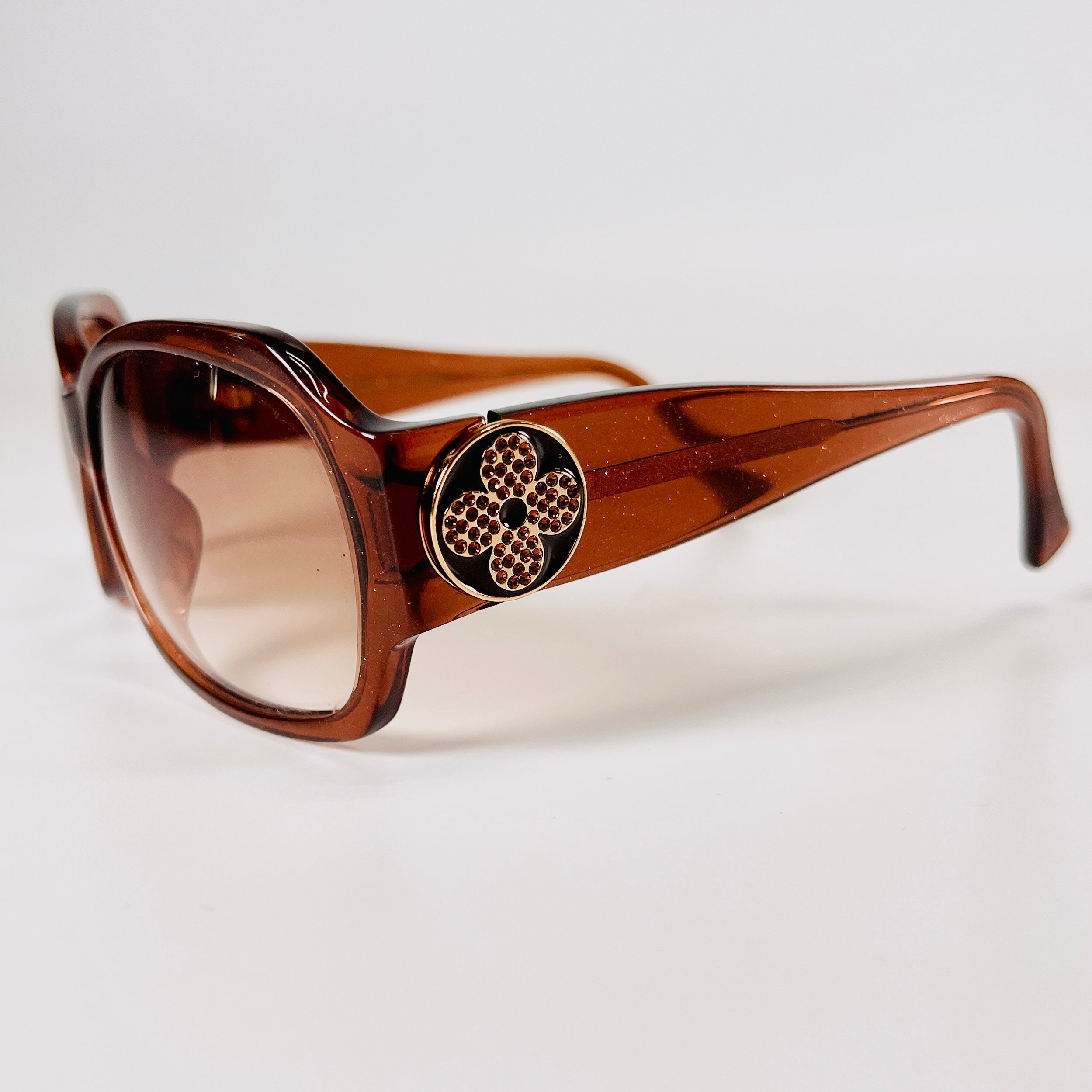 2606 secondhand LV Sunglasses / Eyewear