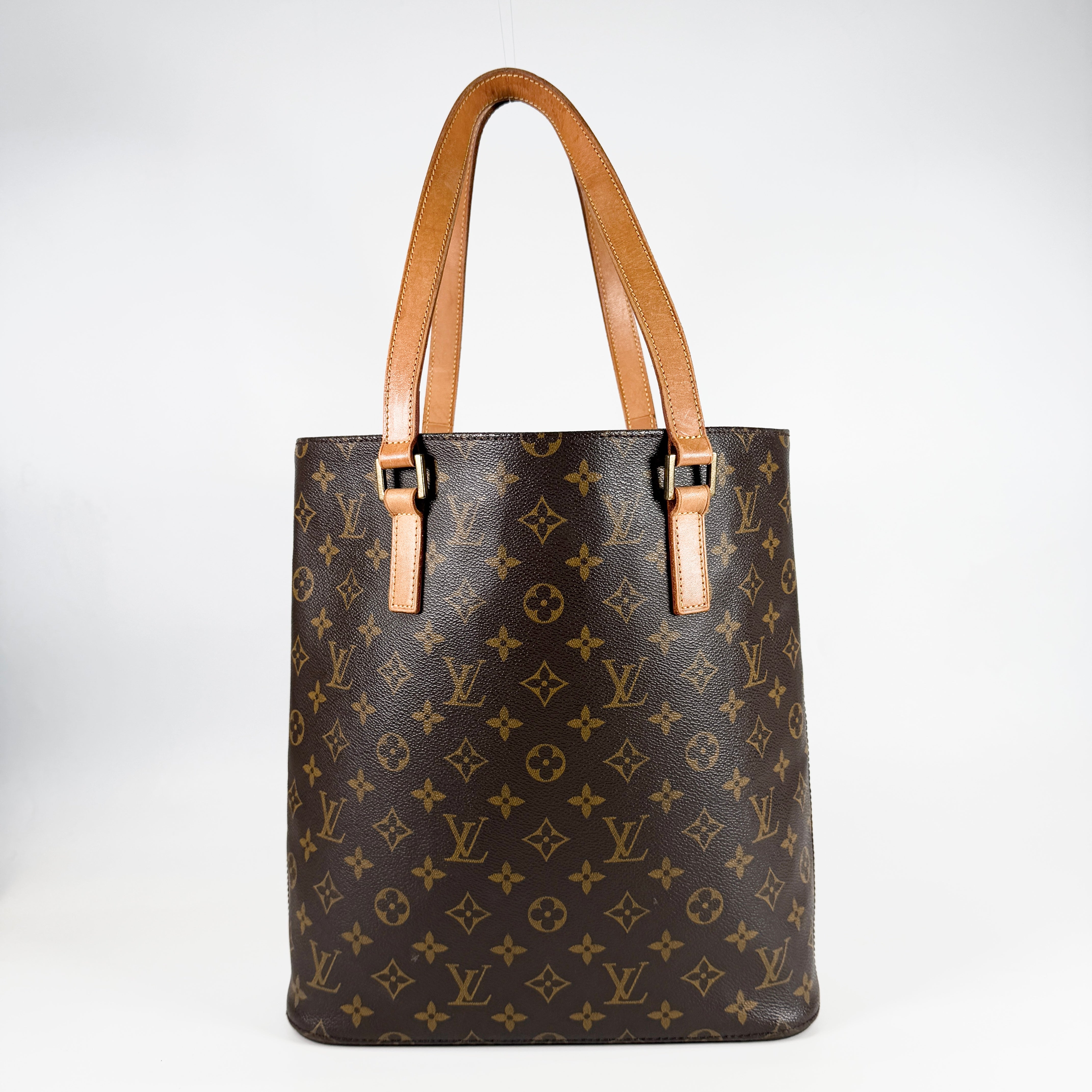 2606 secondhand LV Monogram Van Van GM
