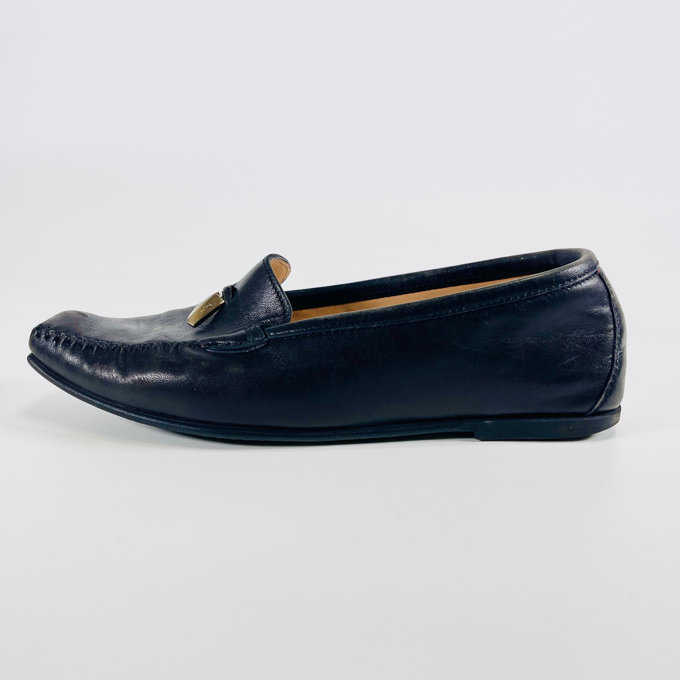 2606 secondhand loafers Salvatore Ferragamo size 6