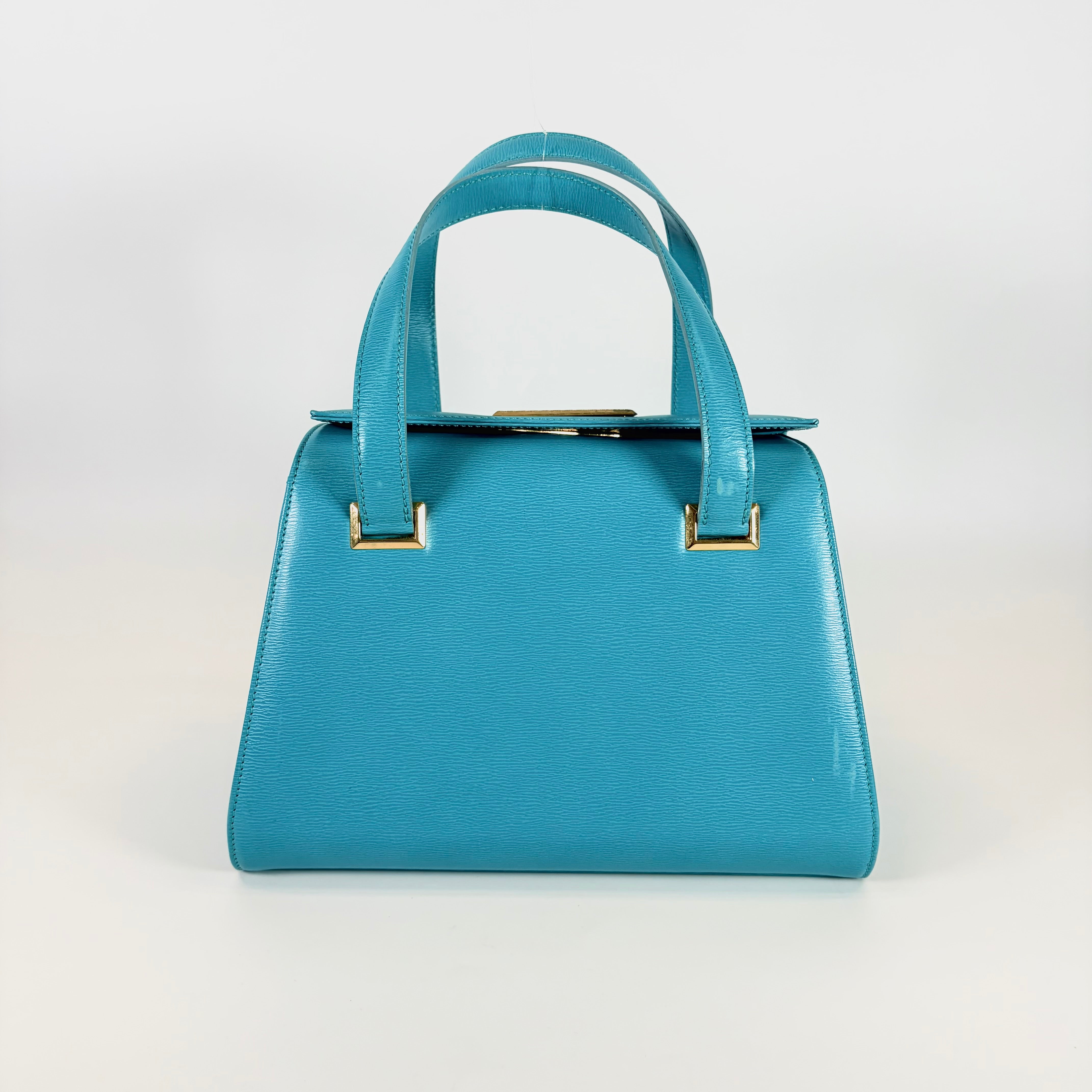 2605 secondhand CD hand bag