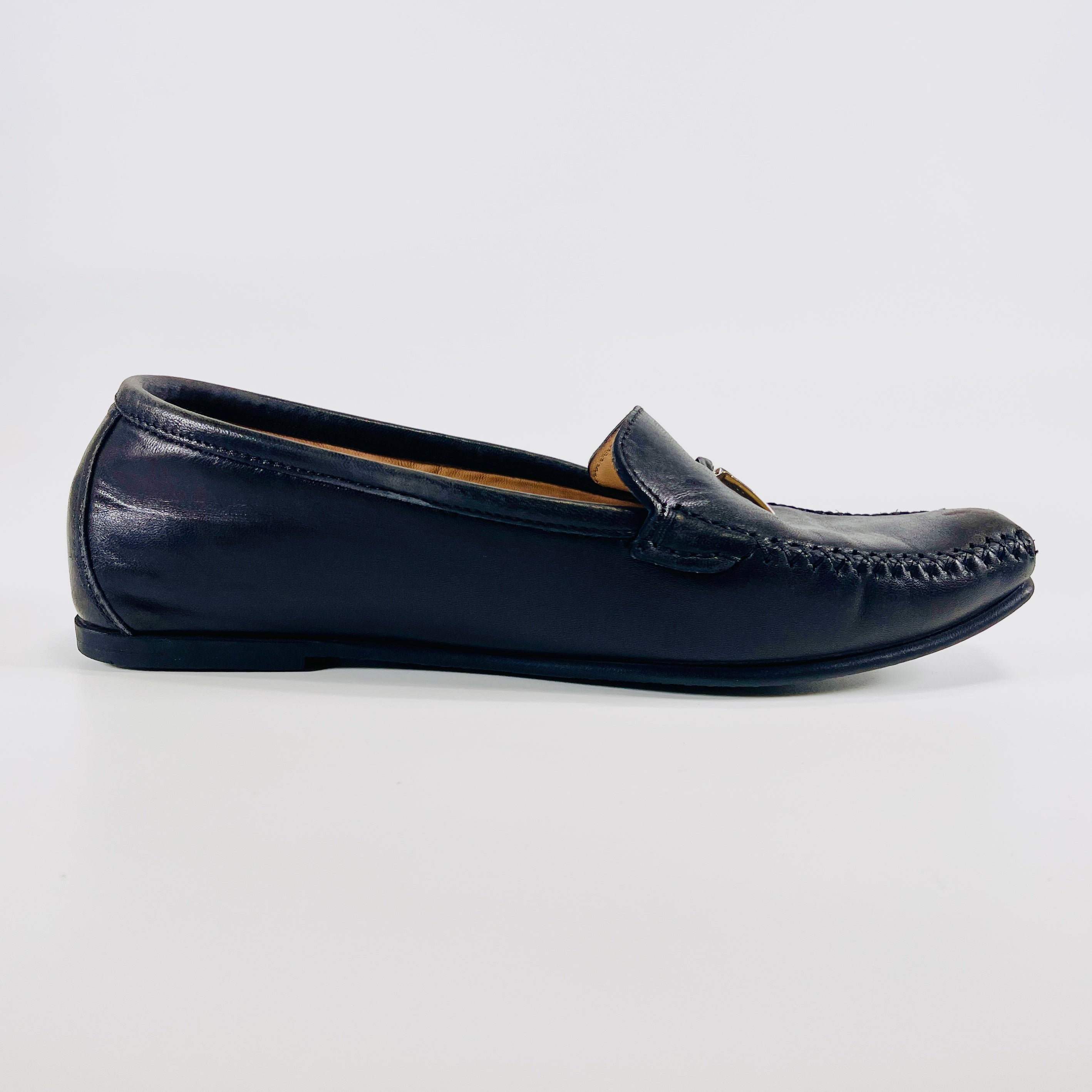 2606 secondhand loafers Salvatore Ferragamo size 6