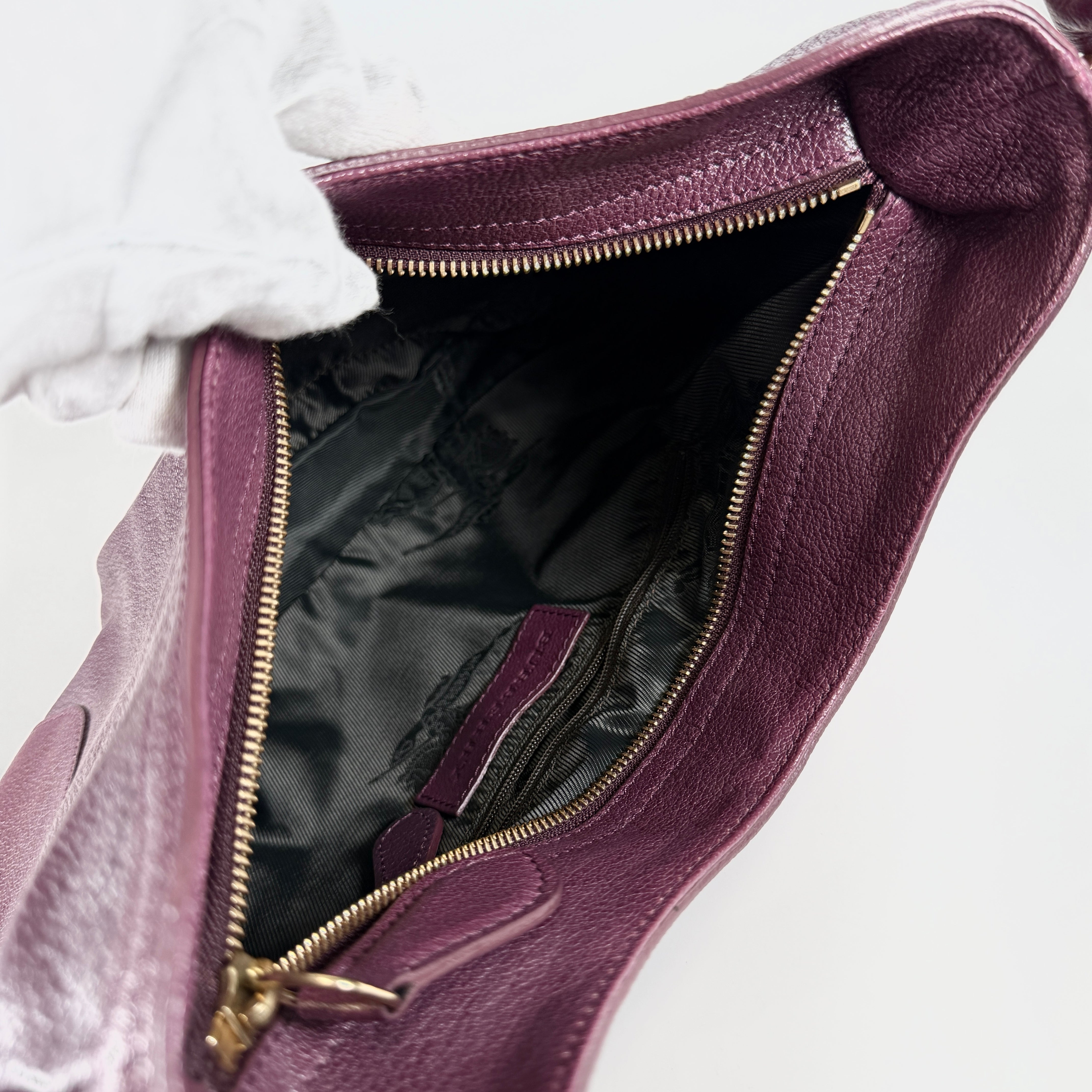 2607 secondhand BURBERRY hand bag