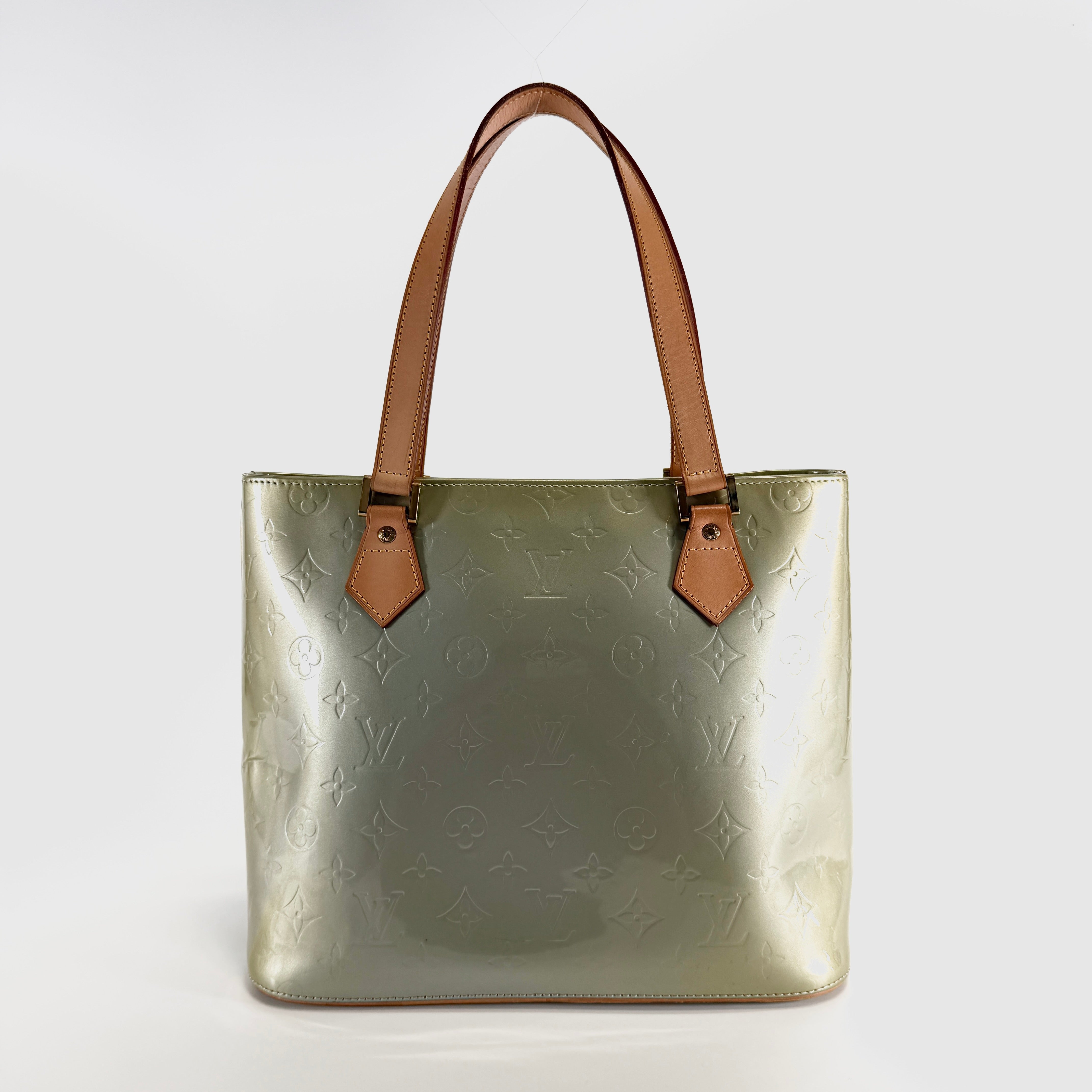 2607 secondhand LV Vernis Houston