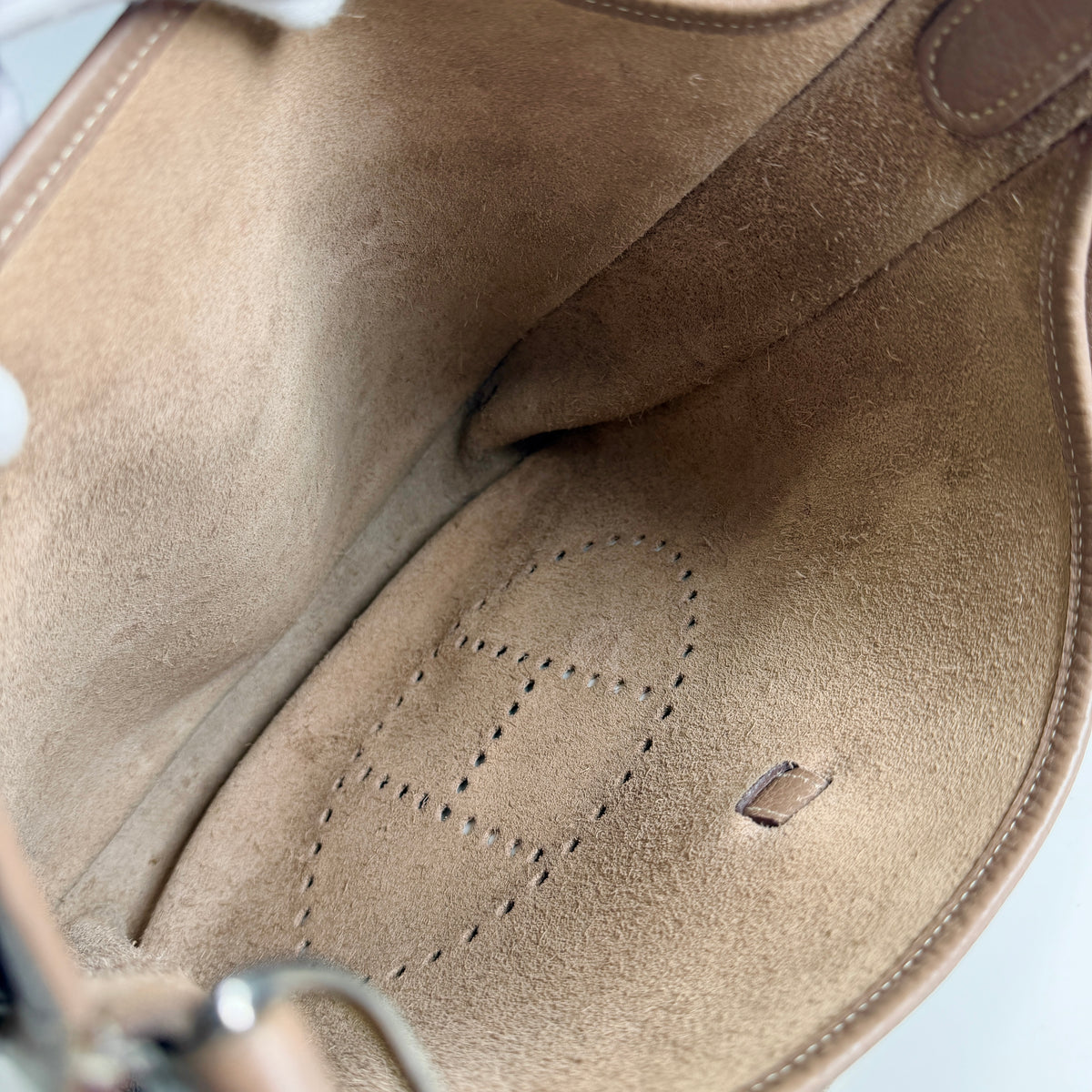 2606 secondhand HERMES 2GM