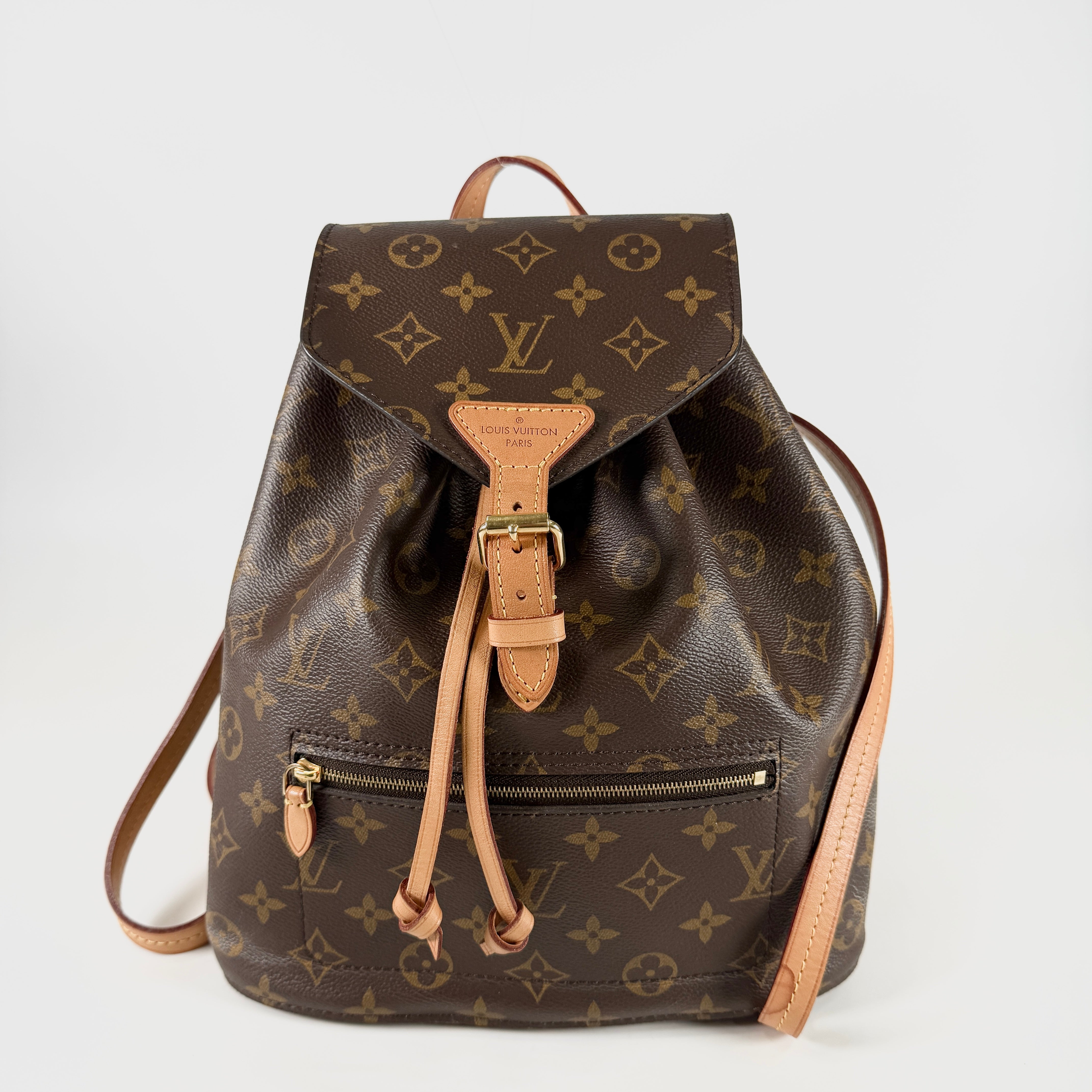 2606 secondhand LV Monogram M43431 backpack Montsouris