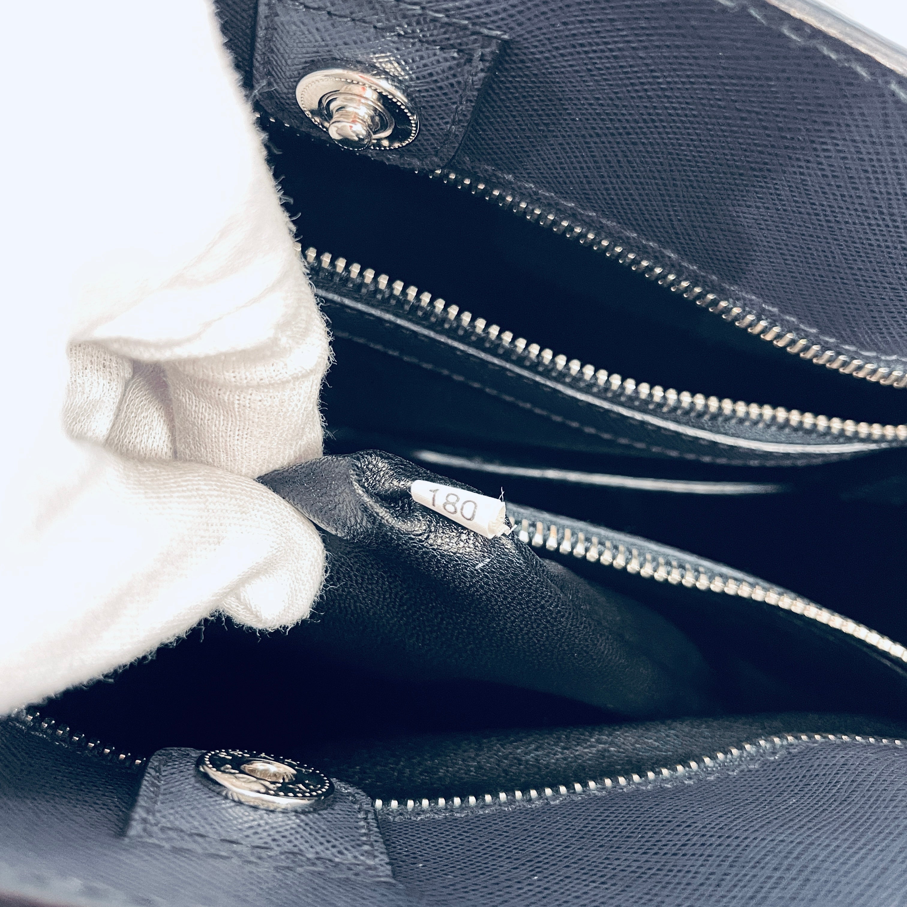 2604 secondhand PRADA Saffiano 2way bag