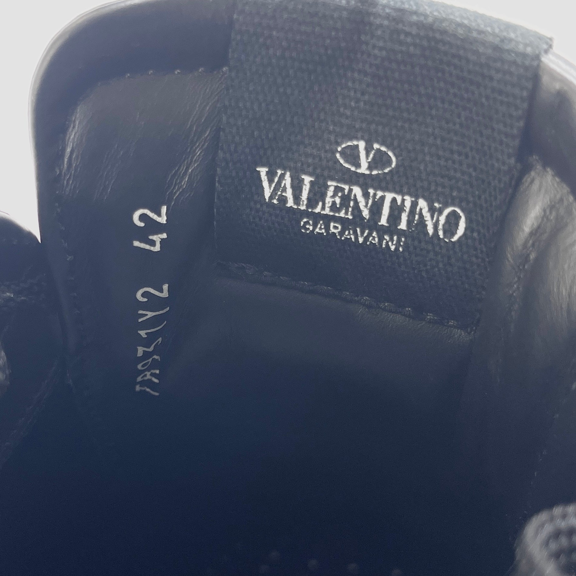 2604 secondhand VALENTINO Garavani leather sneakers 42 Men's black TR931Y2 Rockstud